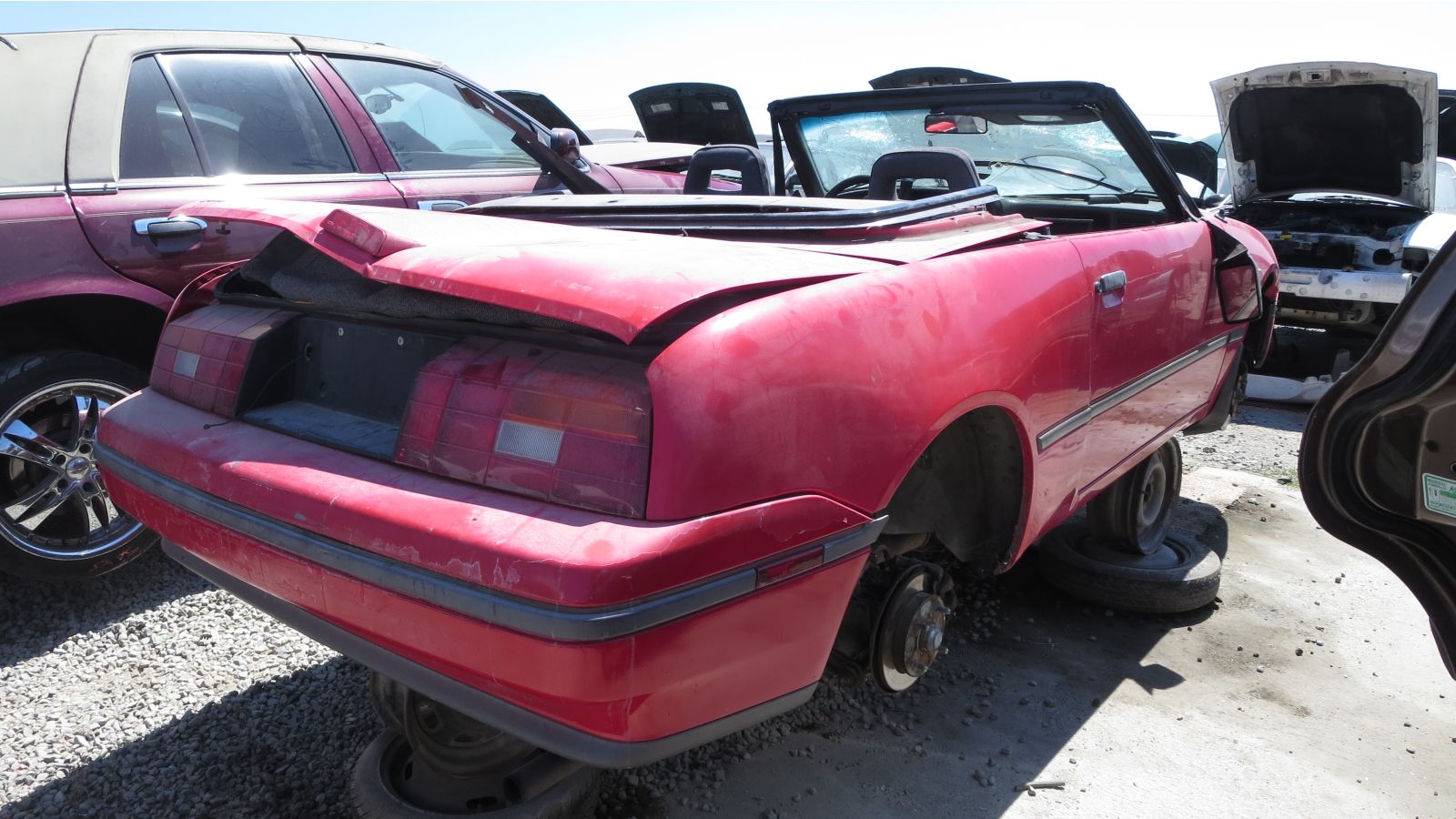 Mercury Capri Wallpapers