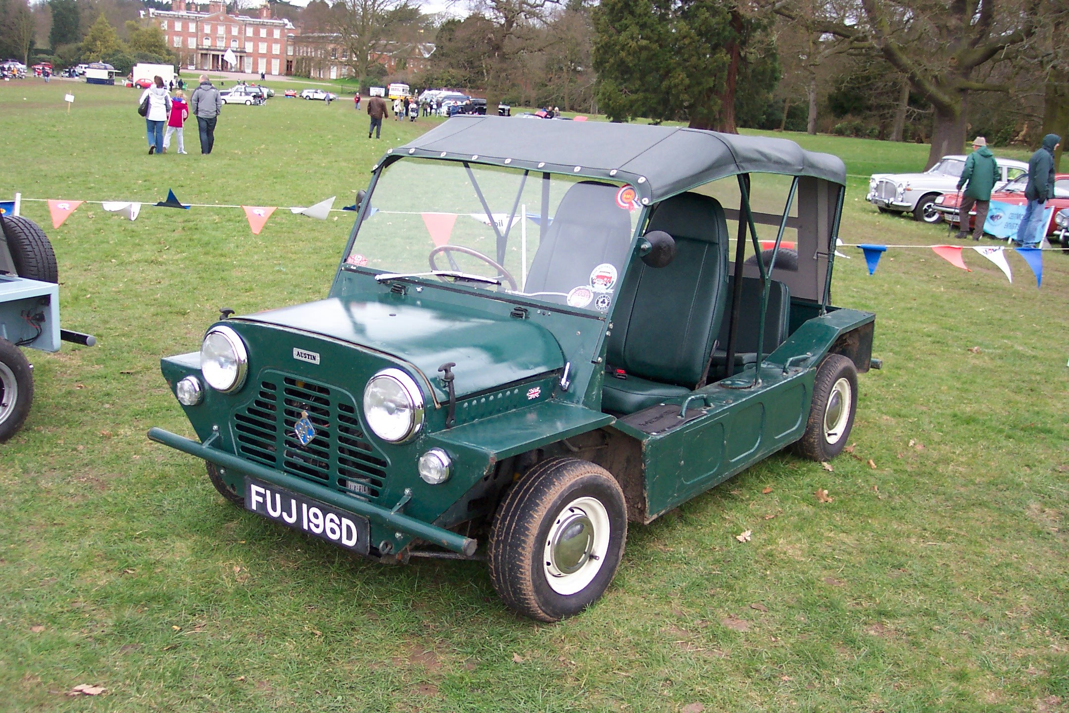 Mini Moke Wallpapers