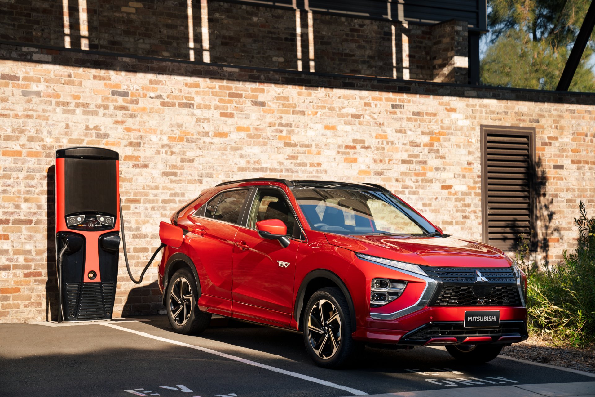 Mitsubishi Eclipse Cross Wallpapers