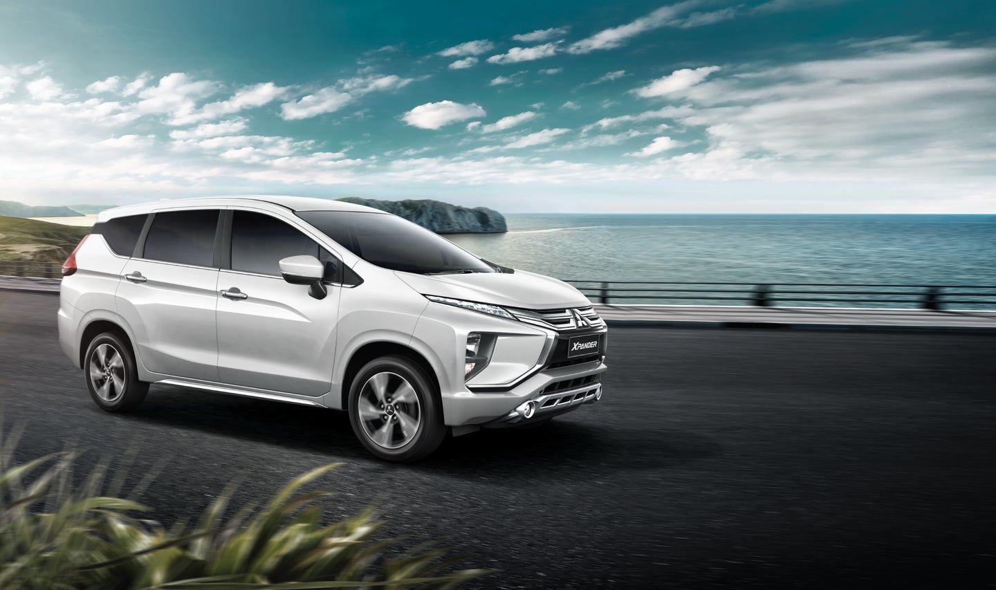 Mitsubishi Xpander Wallpapers