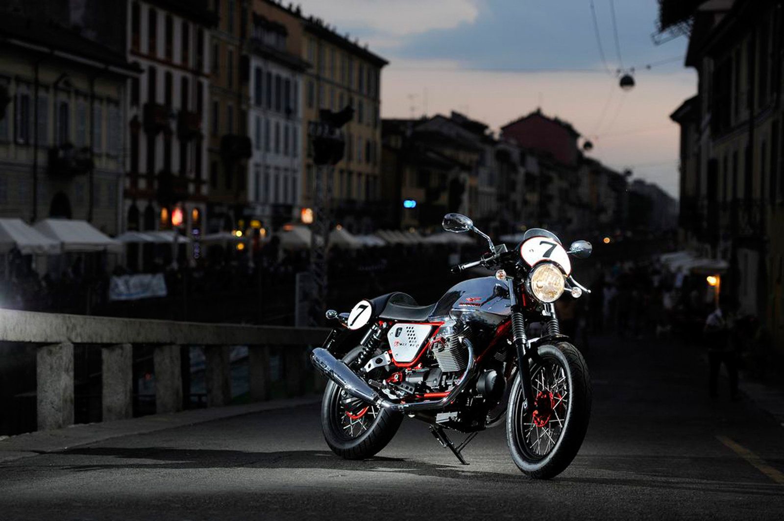 Moto Guzzi Wallpapers