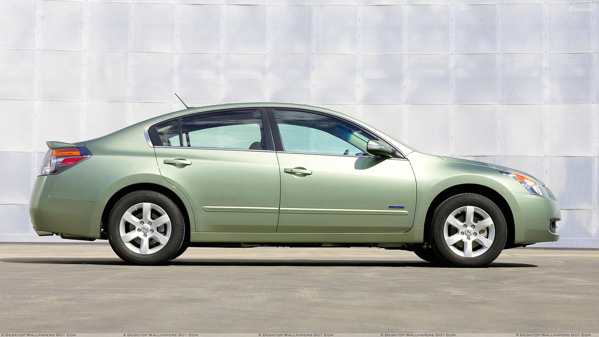 Nissan Altima Wallpapers