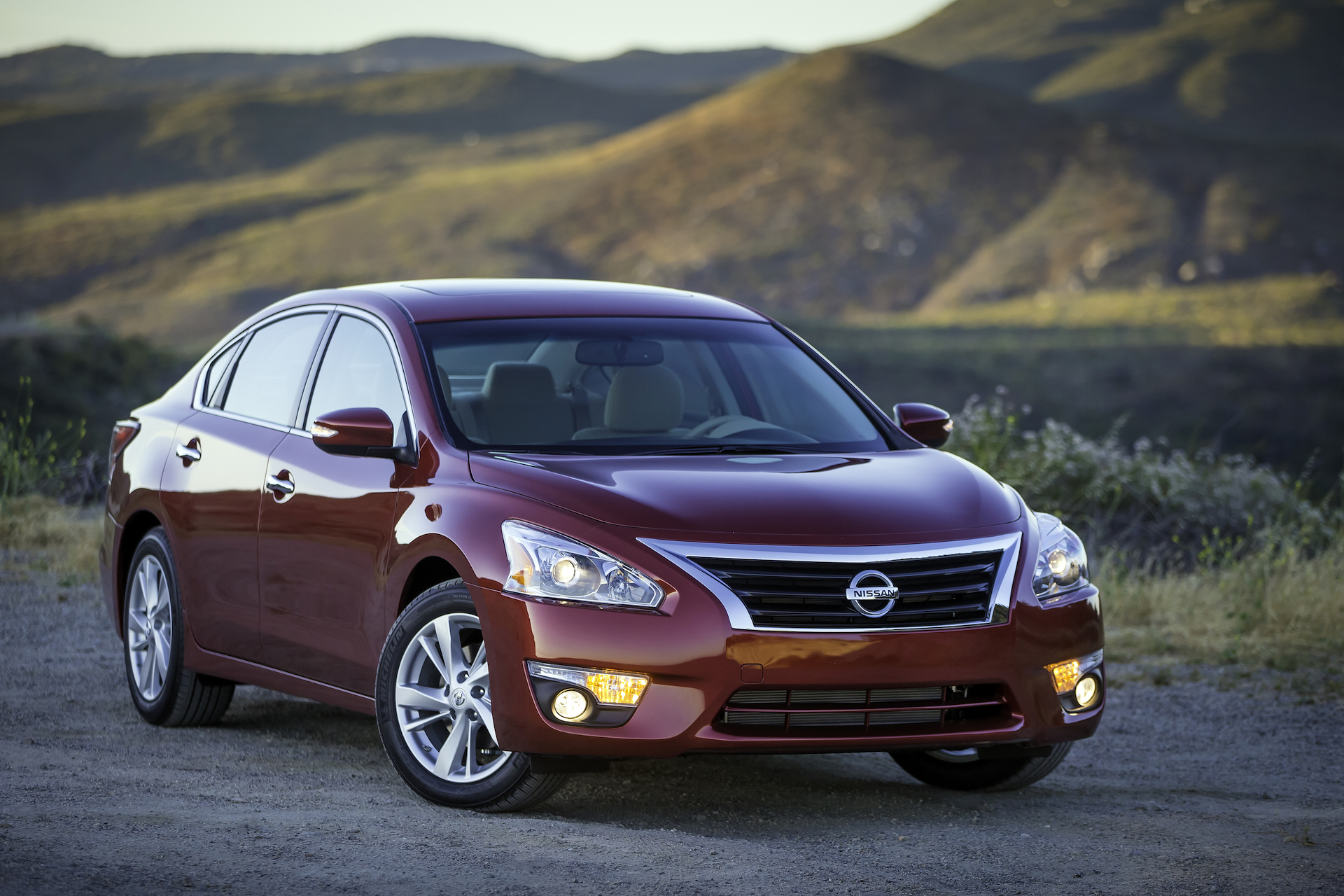 Nissan Altima Wallpapers