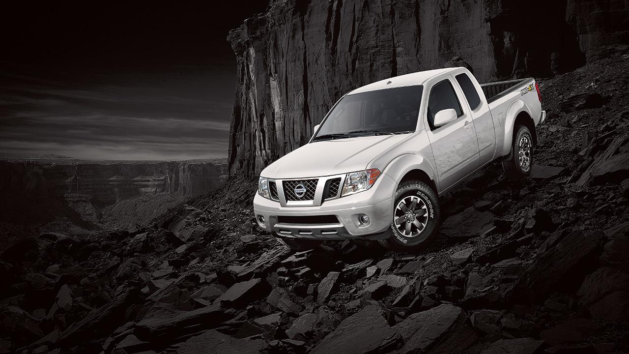 Nissan Frontier Pro-4X Crew Cab Wallpapers