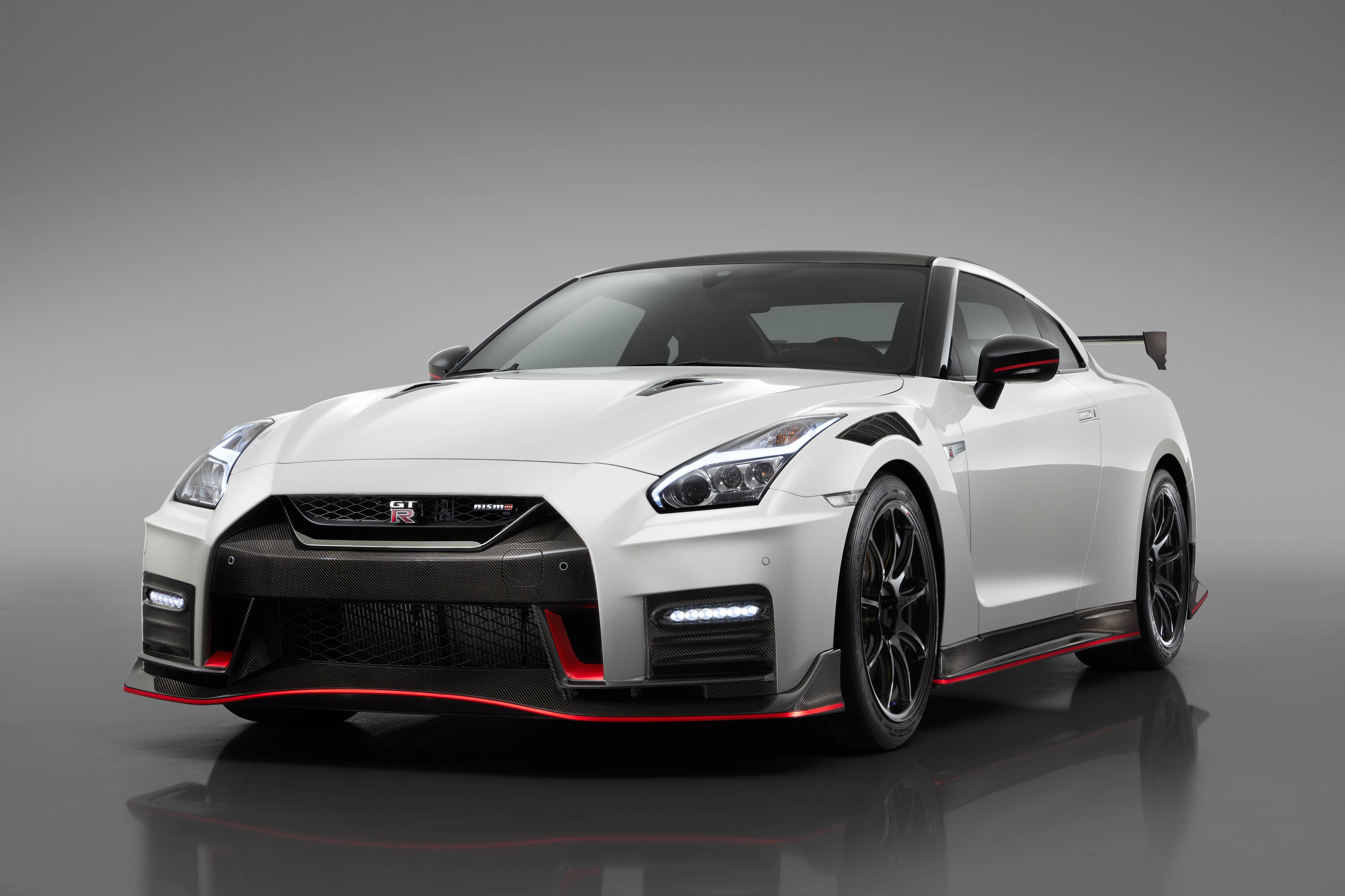 Nissan Gt R Sports 2020 Wallpapers