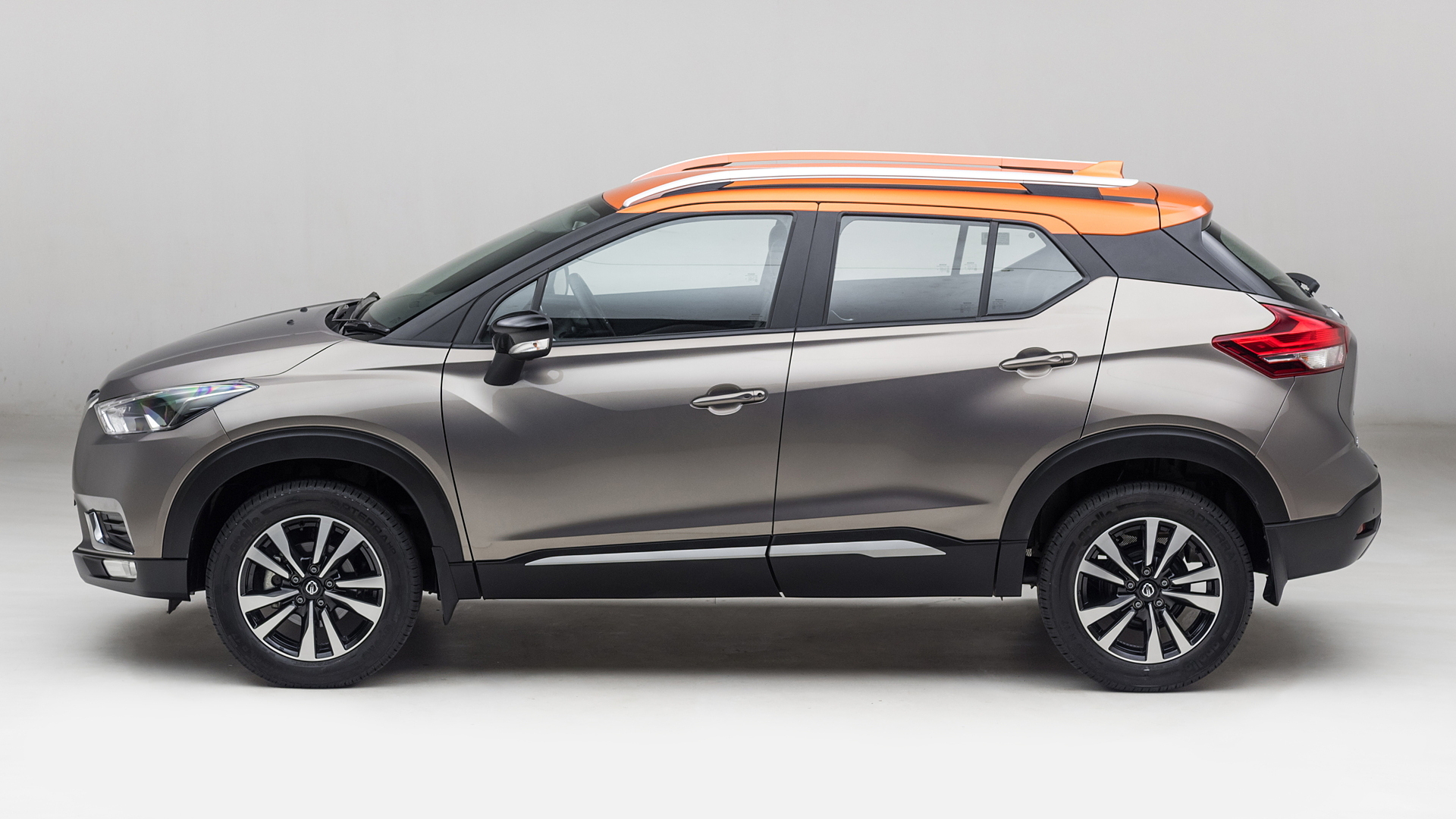 Nissan Kicks Wallpapers