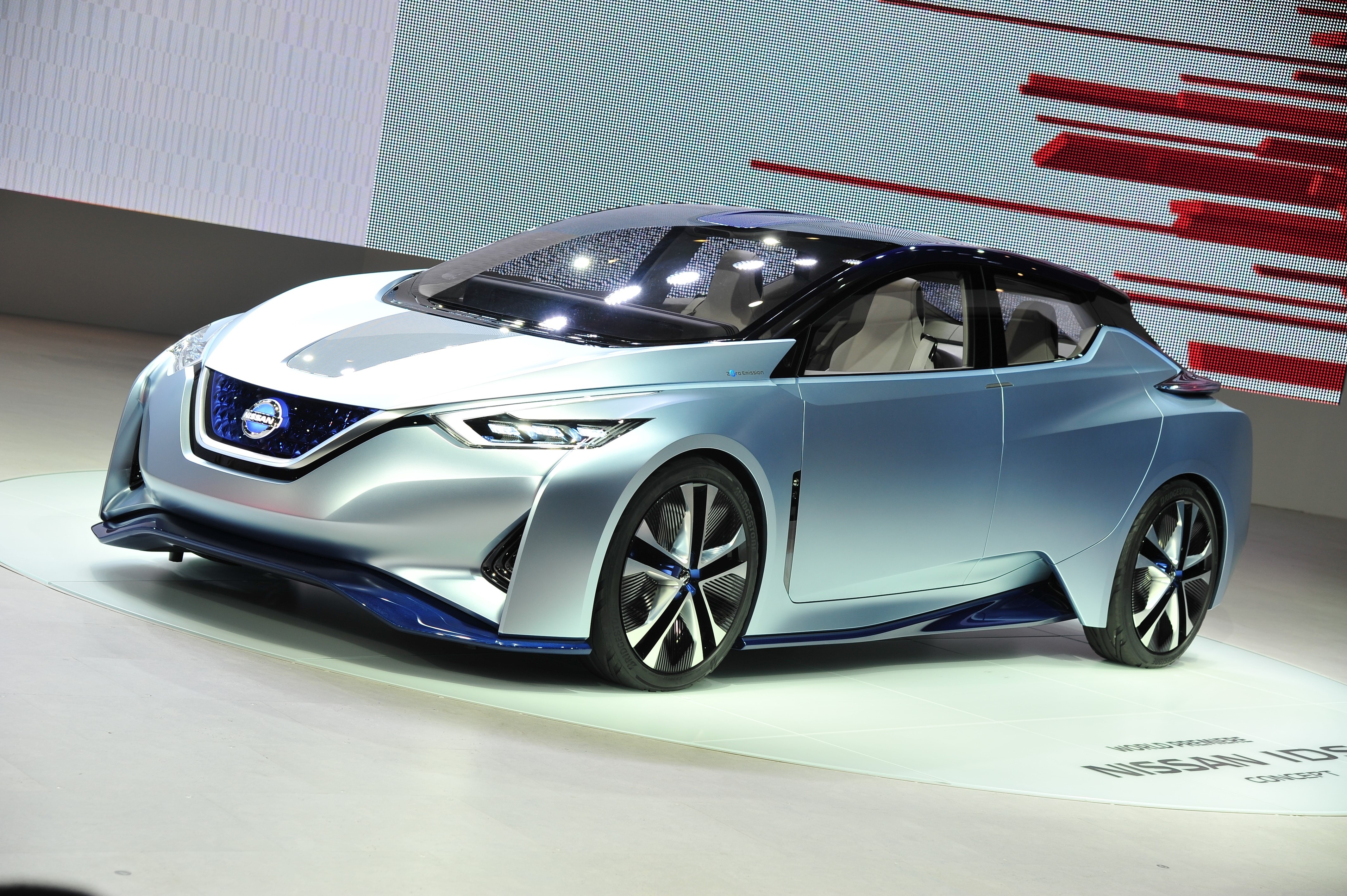 Nissan Leaf Wallpapers