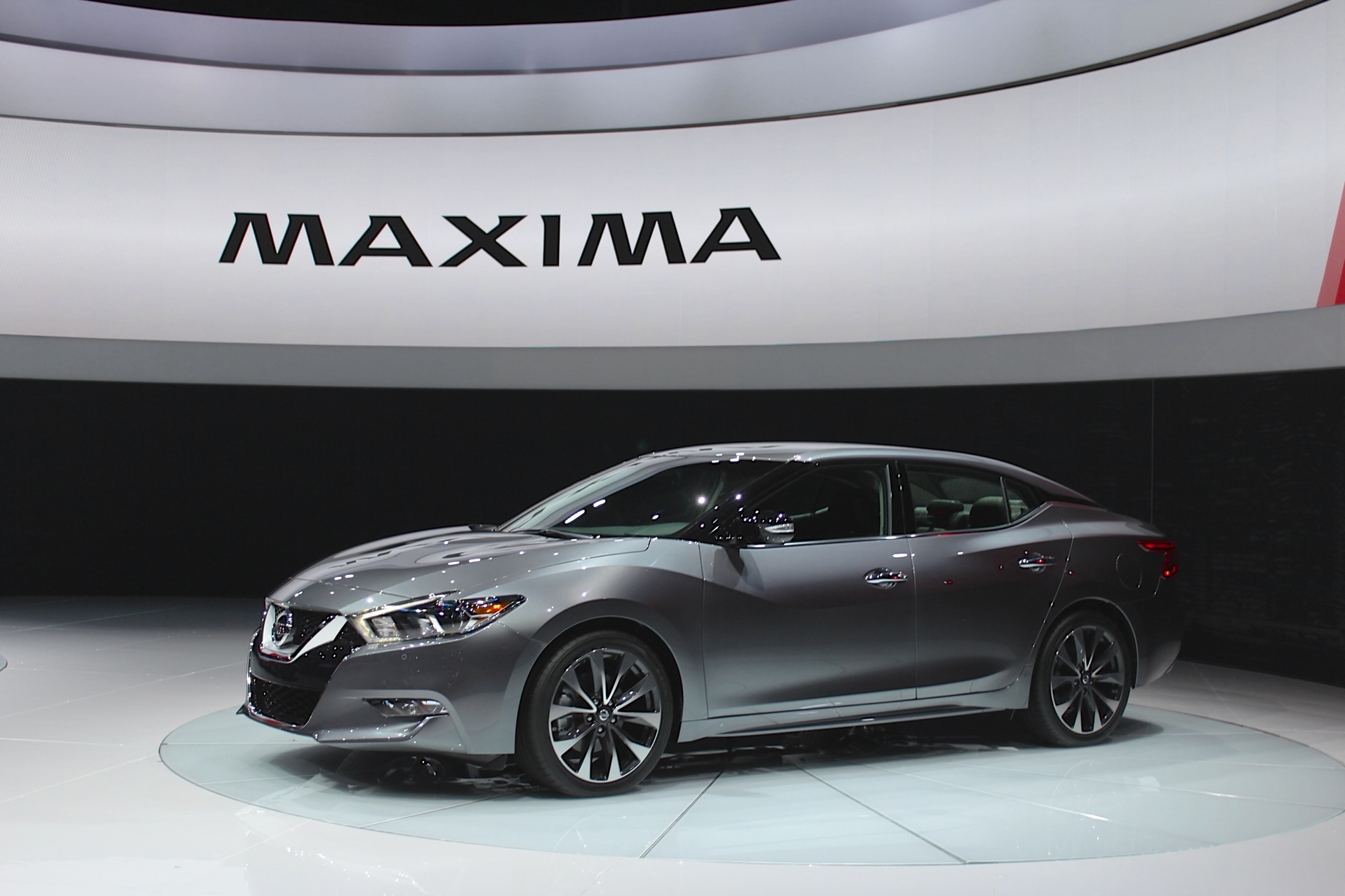 Nissan Maxima Wallpapers