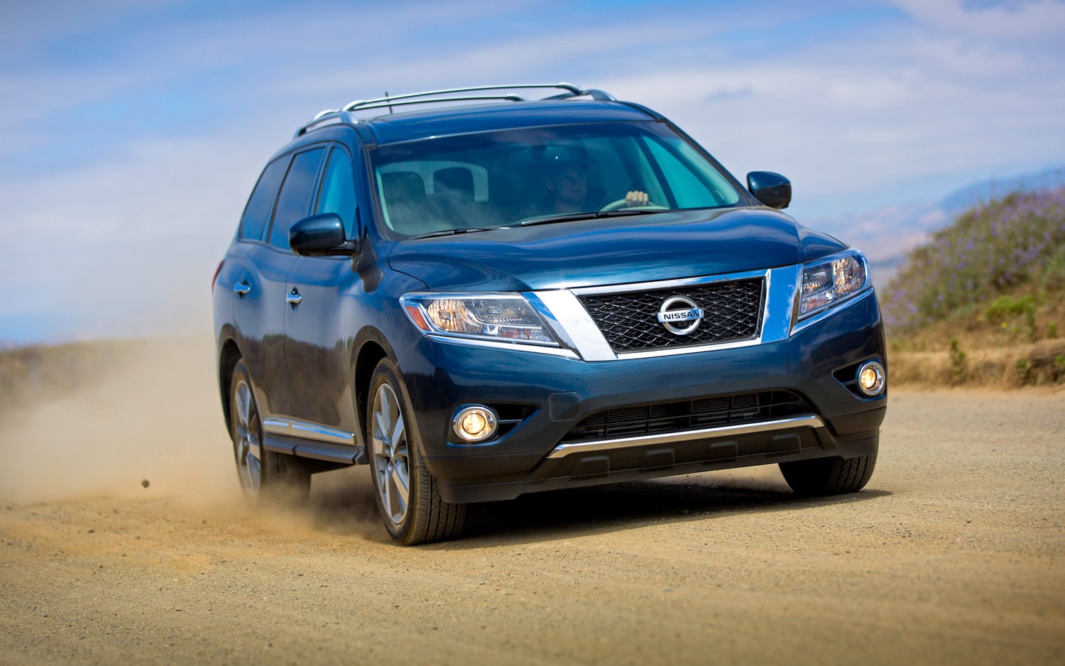 Nissan Pathfinder Wallpapers