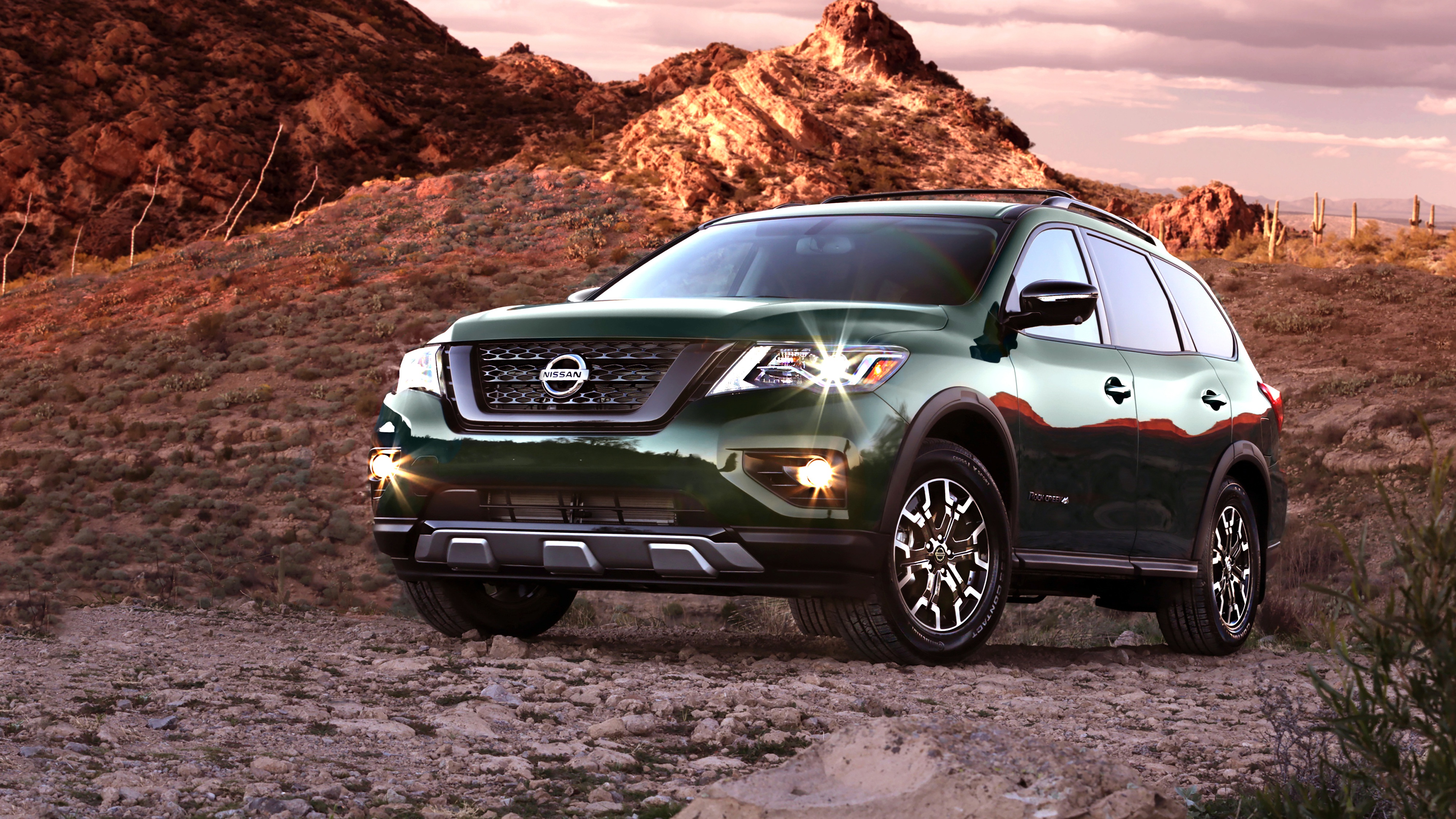 Nissan Pathfinder Wallpapers