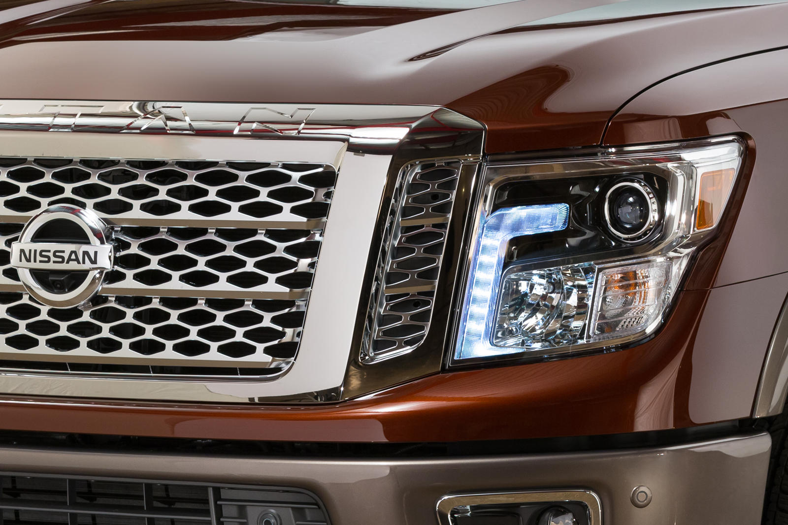 Nissan Titan Xd Platinum Wallpapers