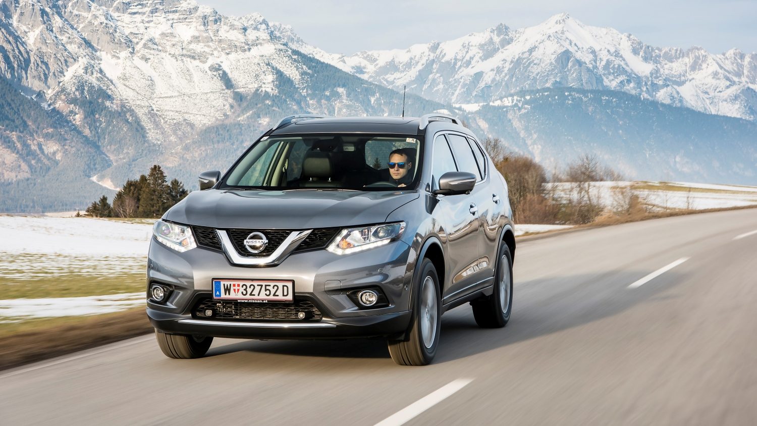 Nissan X-Trail Wallpapers