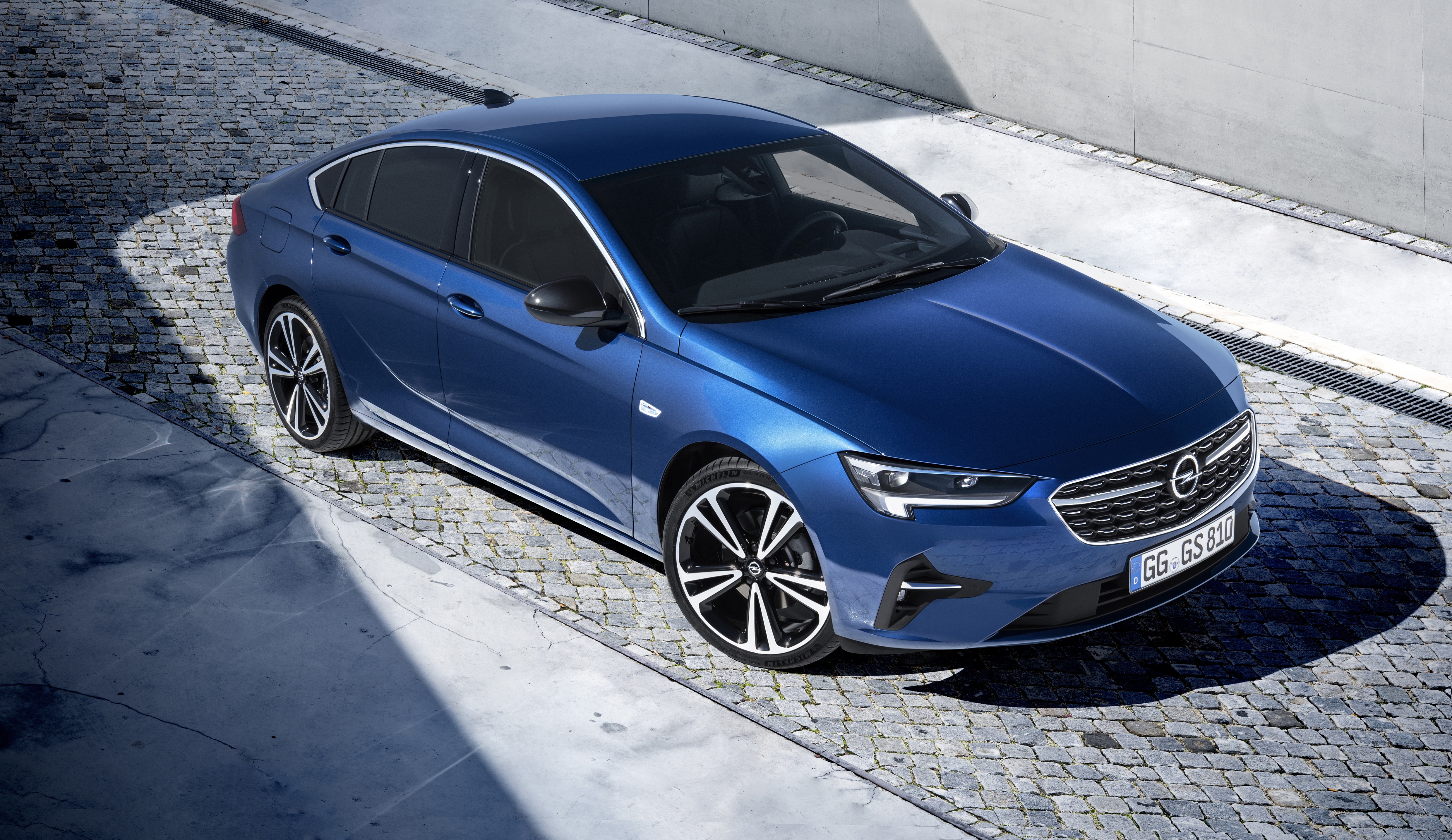 Opel Insignia Wallpapers