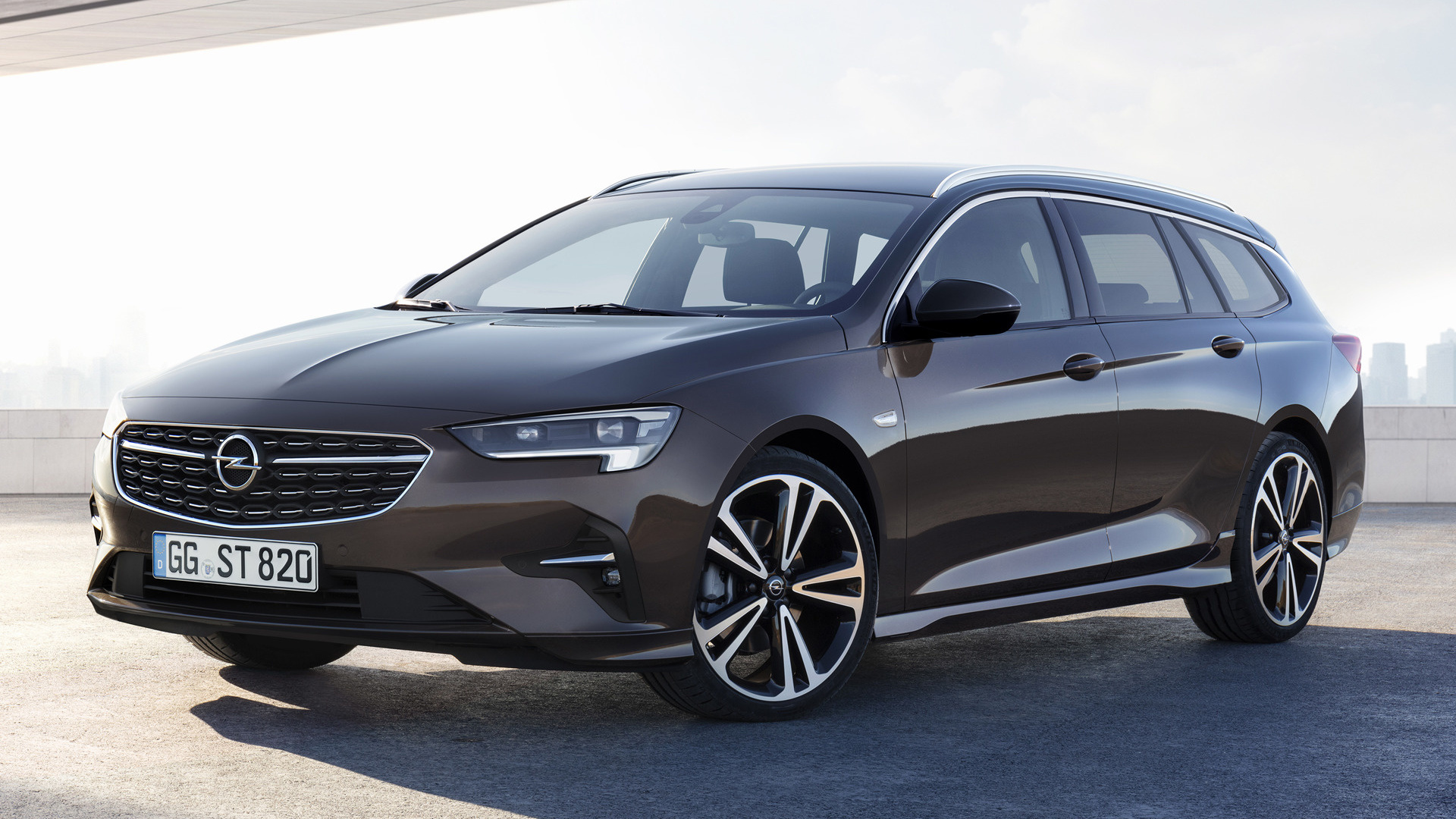 Opel Insignia Sports Tourer Wallpapers