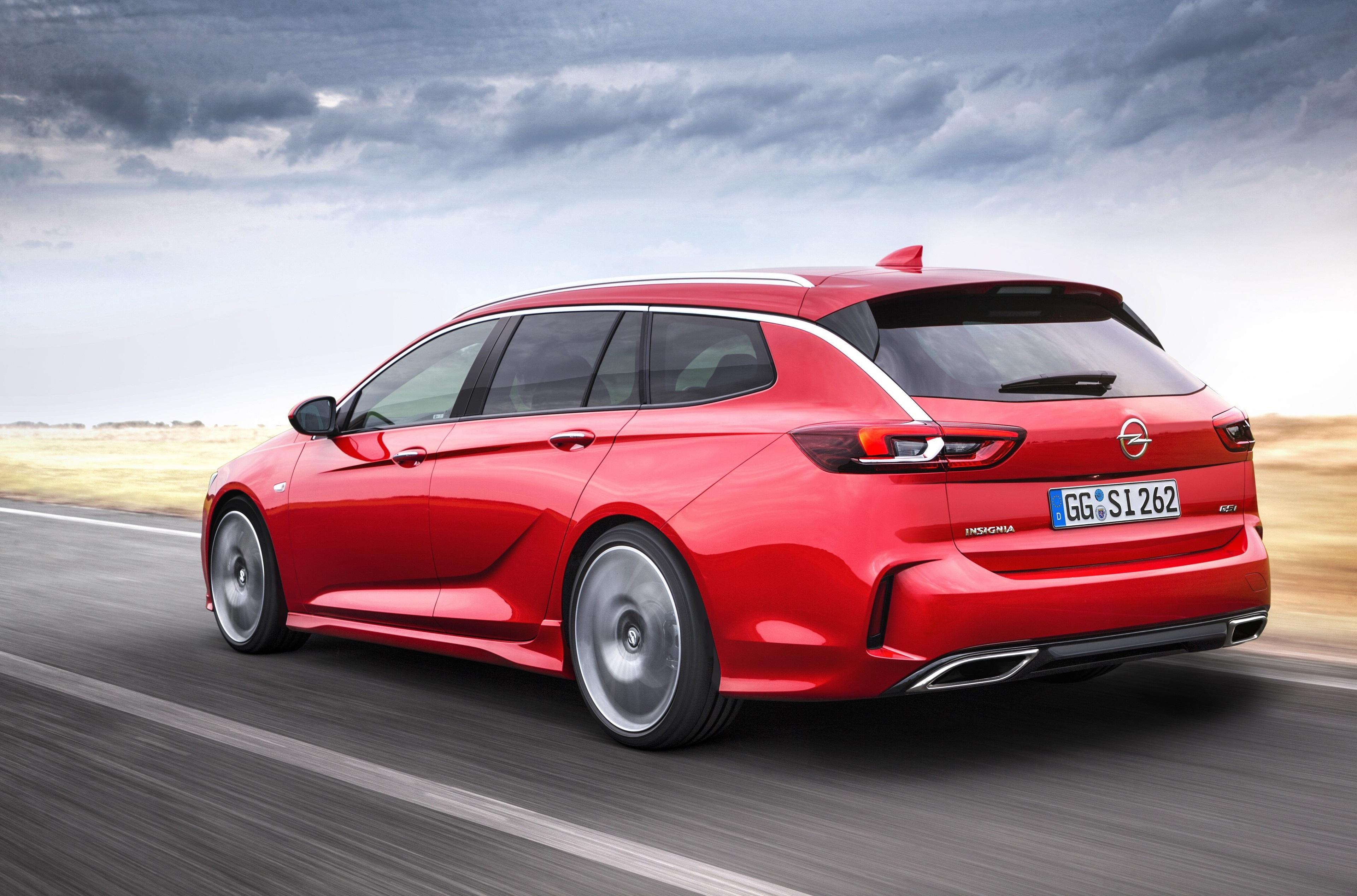 Opel Insignia Sports Tourer Wallpapers