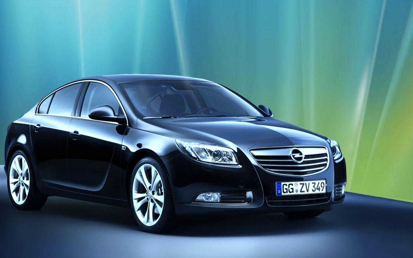 Opel Insignia Turbo X Country Tourer Wallpapers