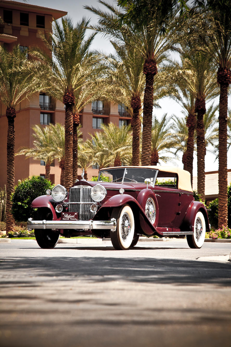 Packard Deluxe Eight Convertible Victoria Wallpapers