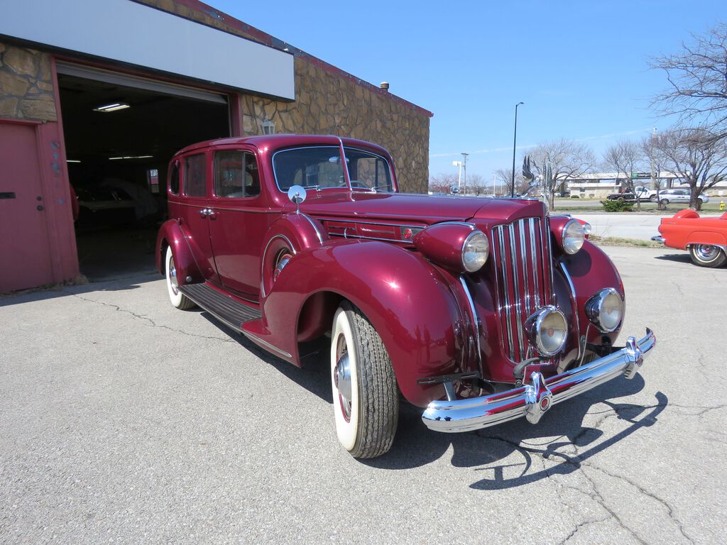 Packard Model 30 Limousine Wallpapers