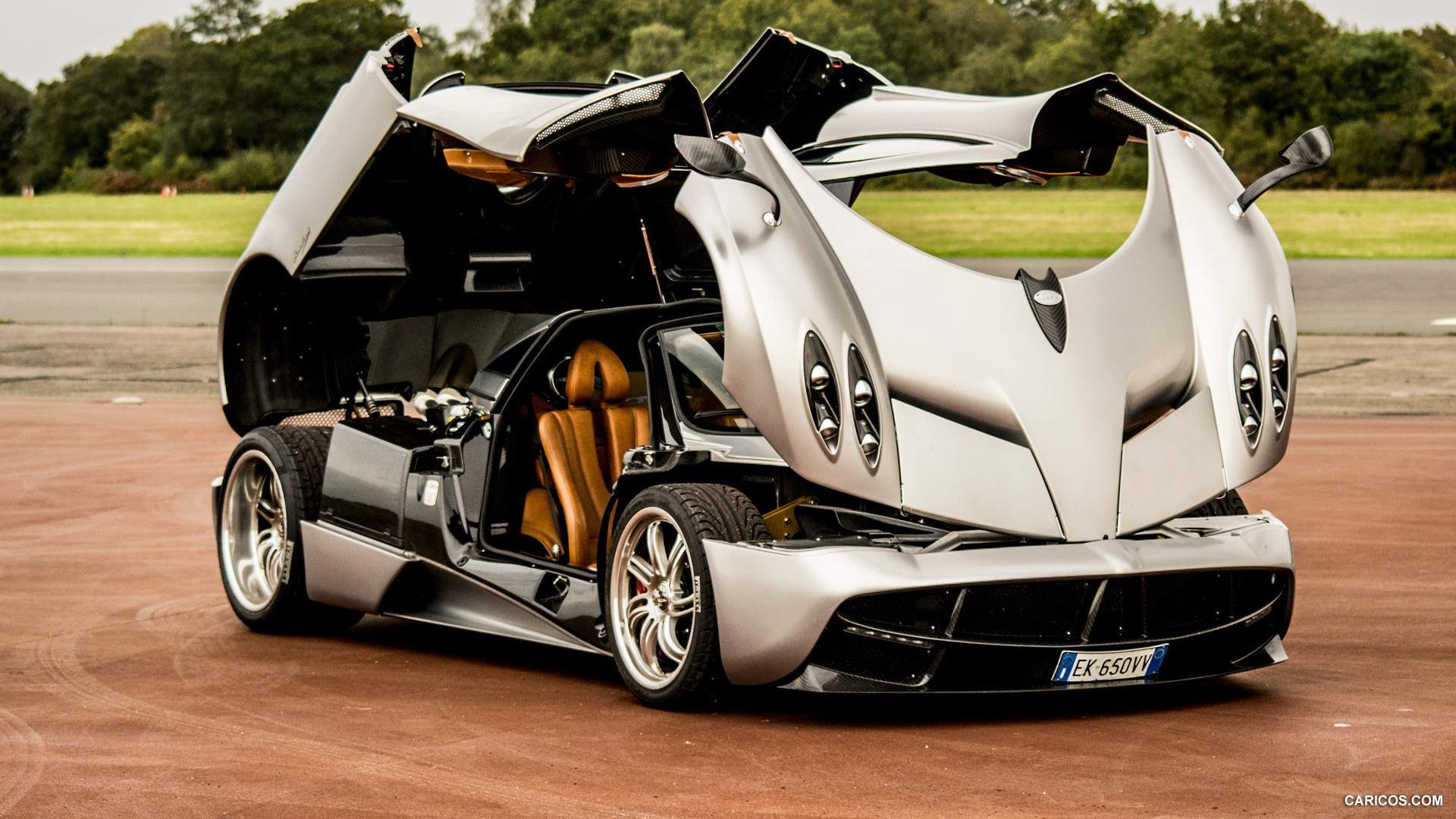 Pagani Huayra Wallpapers