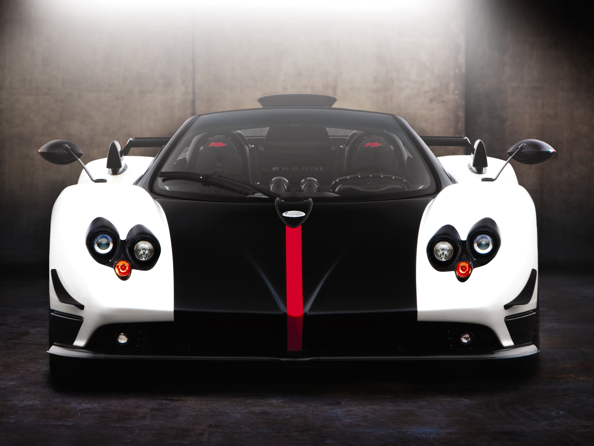 Pagani Zonda R Wallpapers