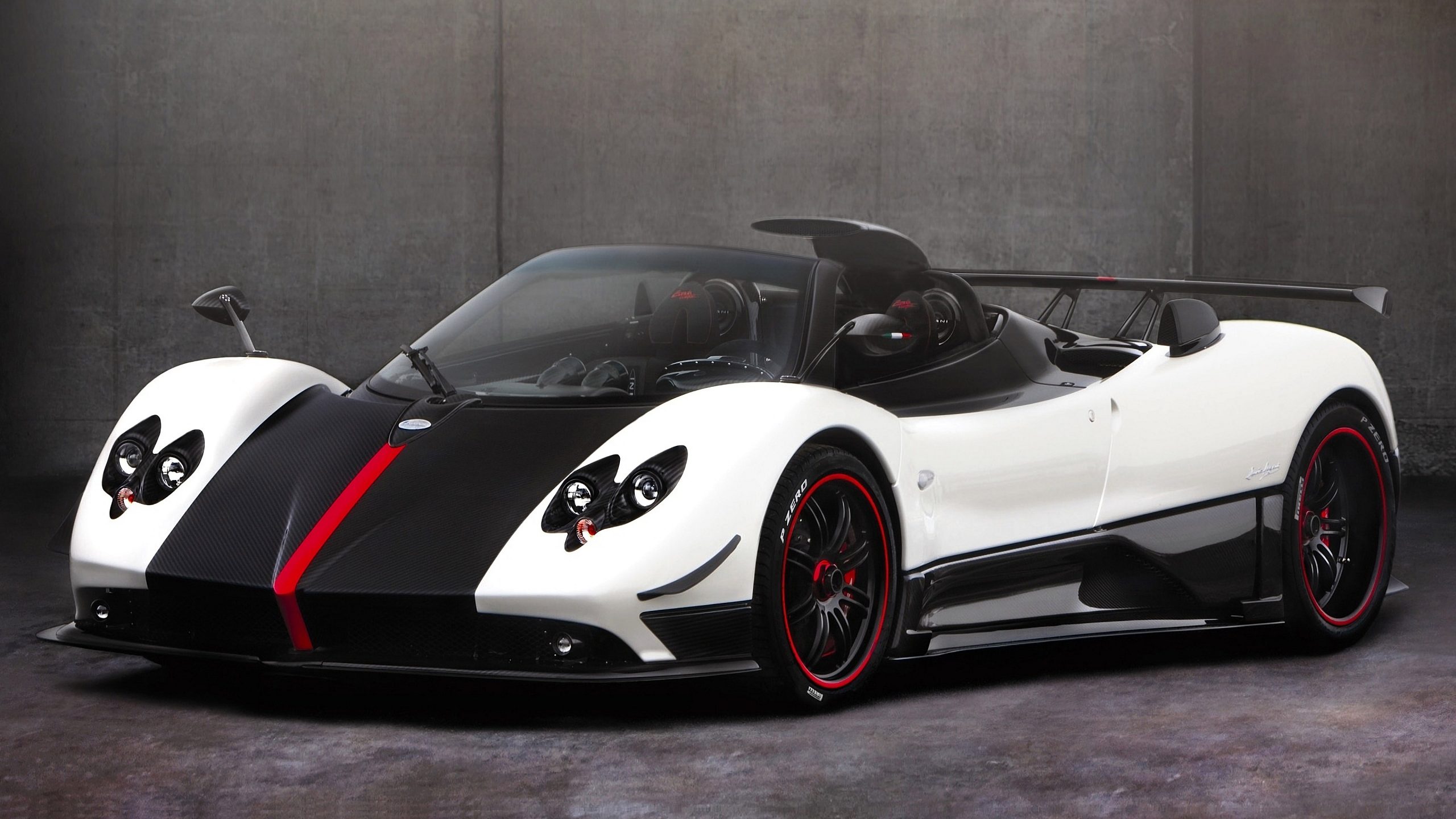 Pagani Zonda R Wallpapers