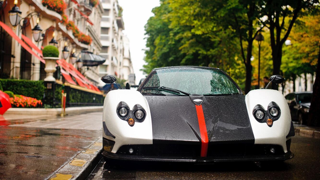 Pagani Zonda R Wallpapers