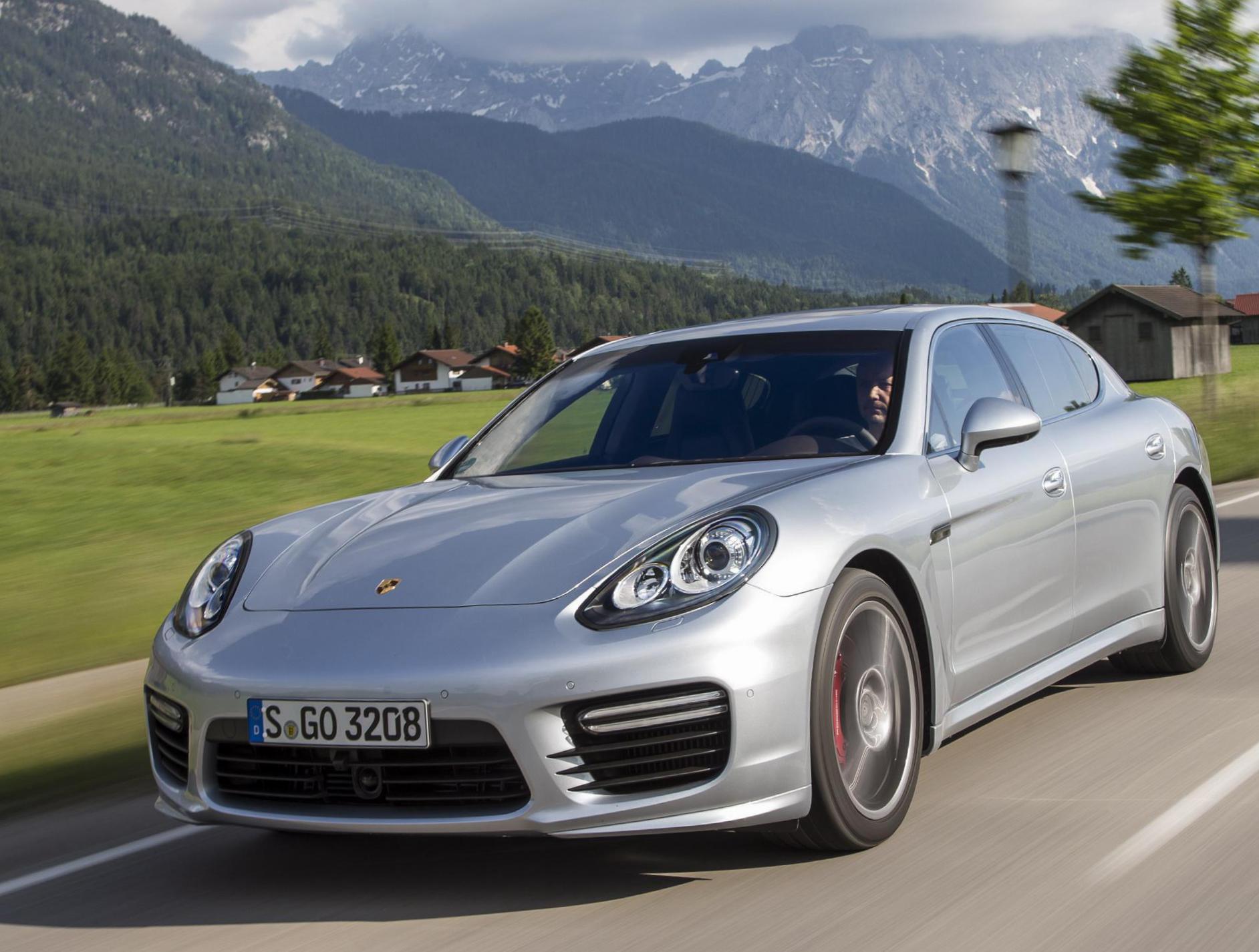 Panamera Turbo Wallpapers