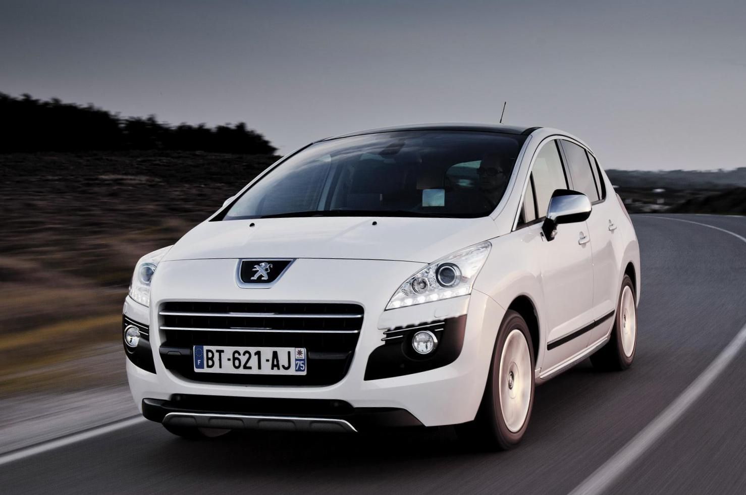 Peugeot 3008 Wallpapers