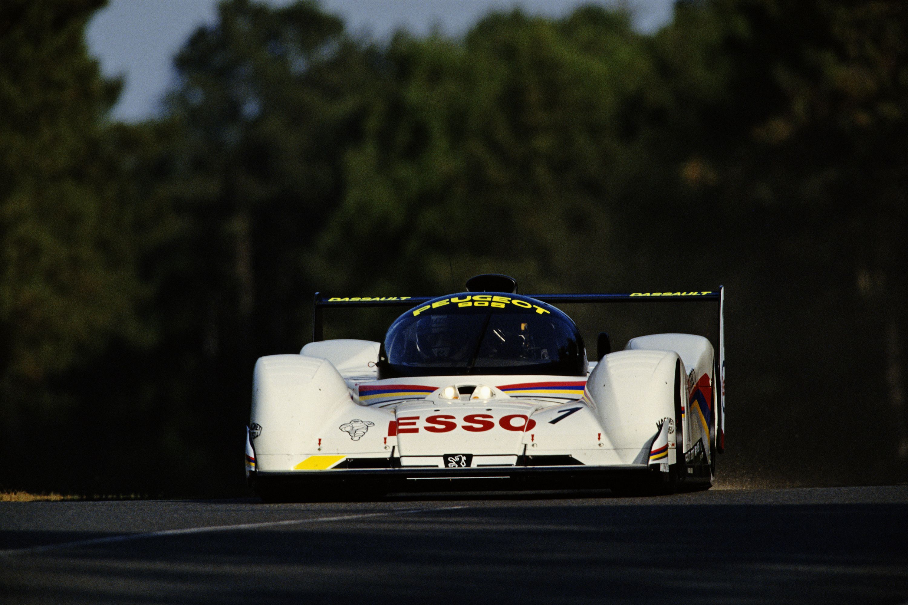 Peugeot 905B Wallpapers