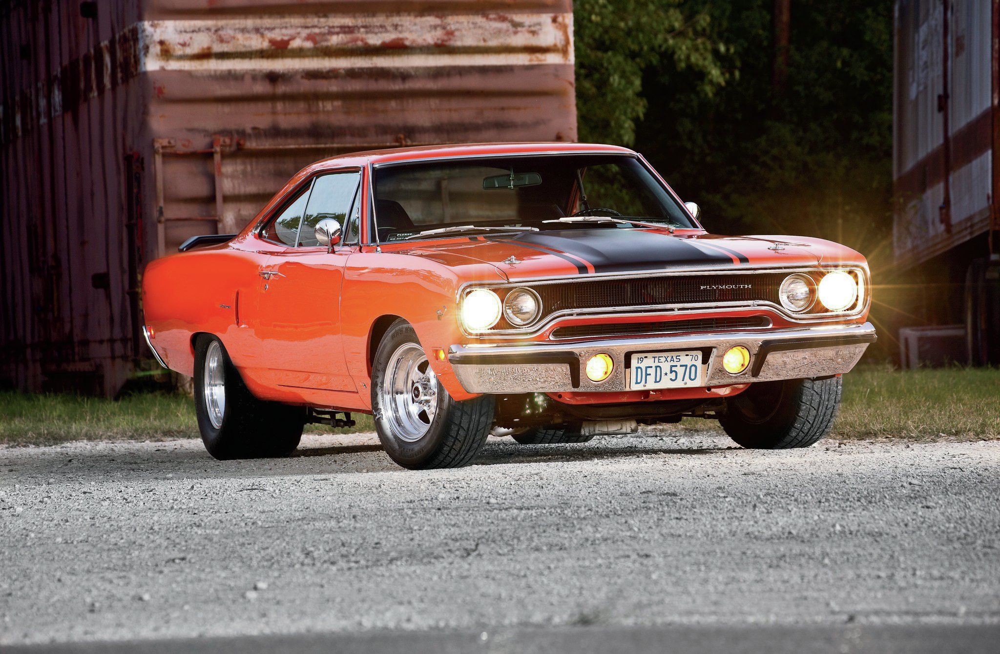 Plymouth Road Runner Wallpapers