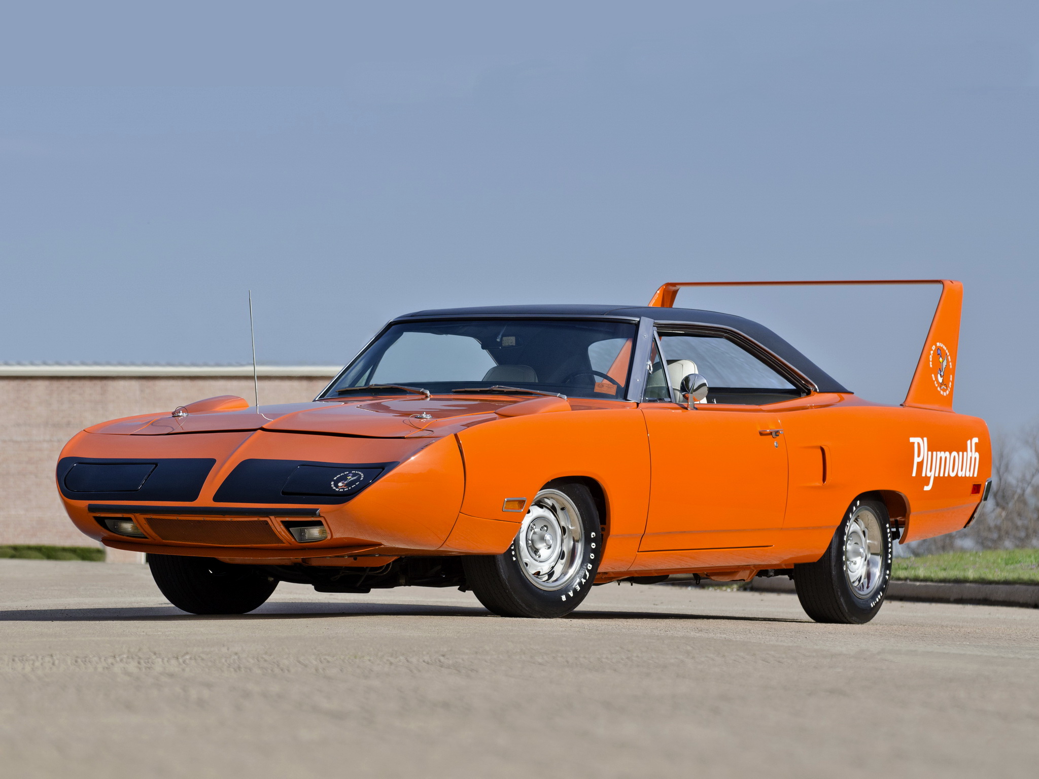 Plymouth Road Runner Superbird Wallpapers