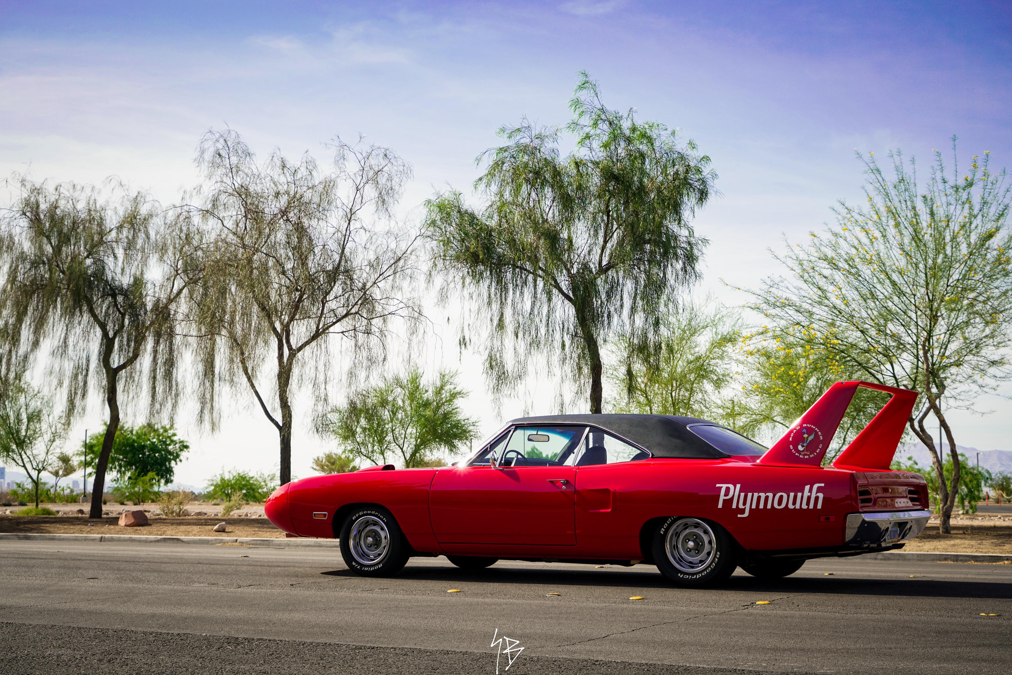 Plymouth Road Runner Superbird Wallpapers