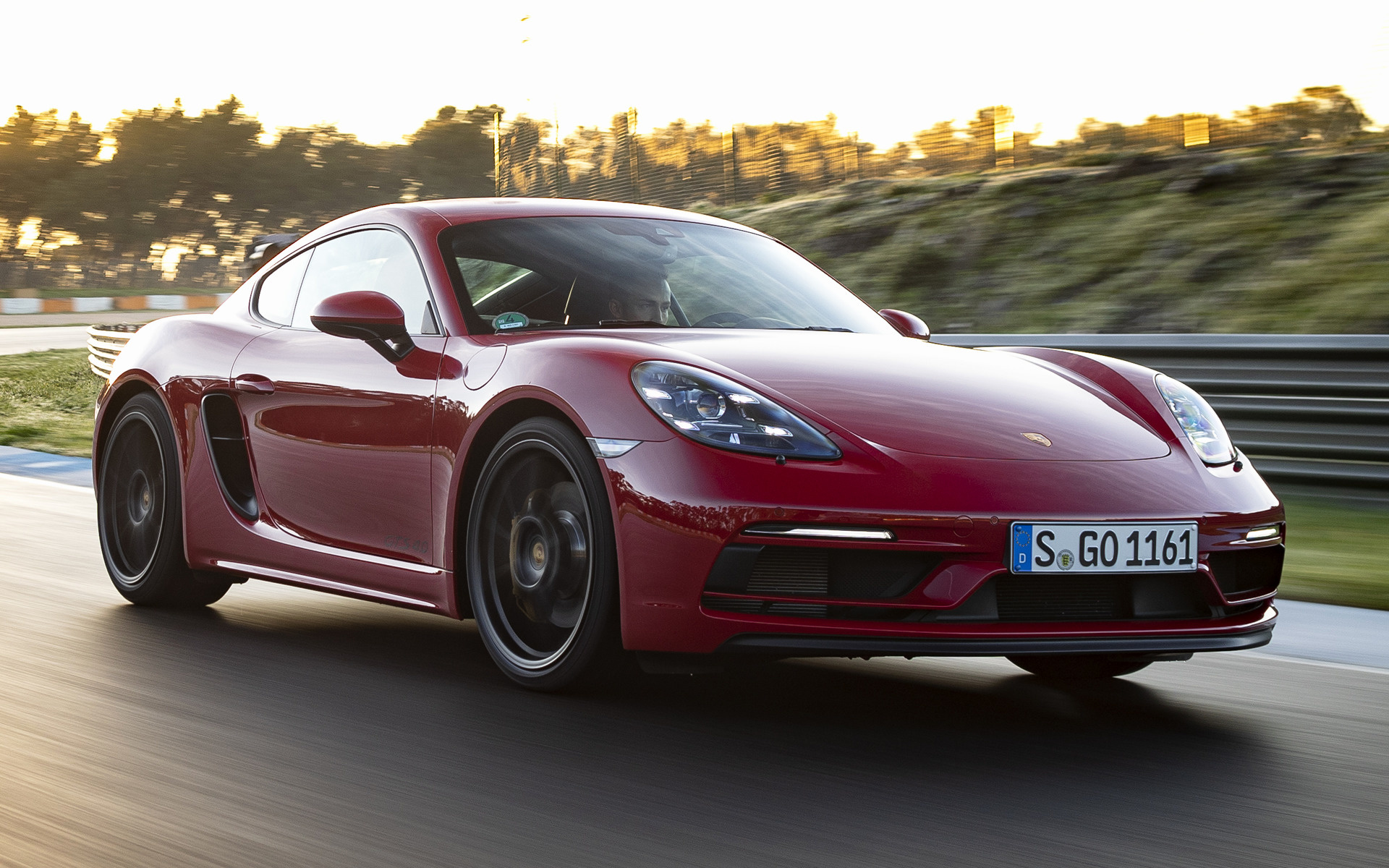 Porsche 718 Cayman Gts Wallpapers