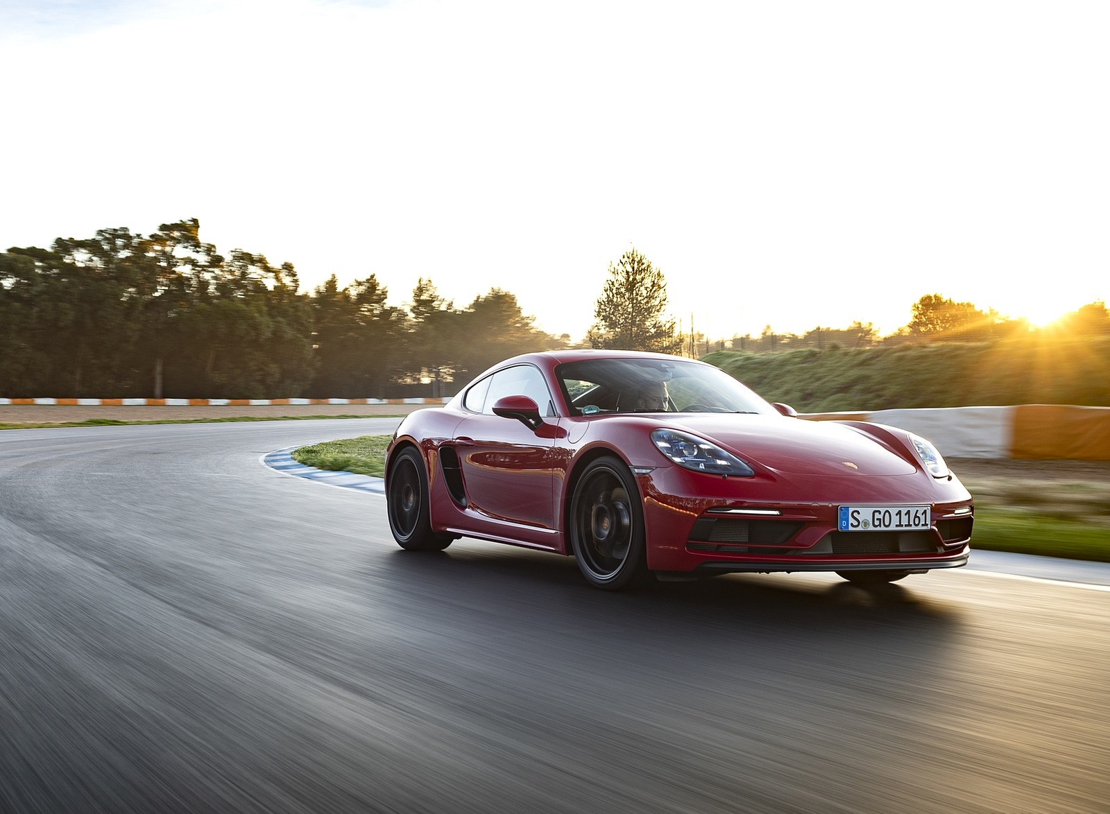 Porsche 718 Cayman Gts Wallpapers