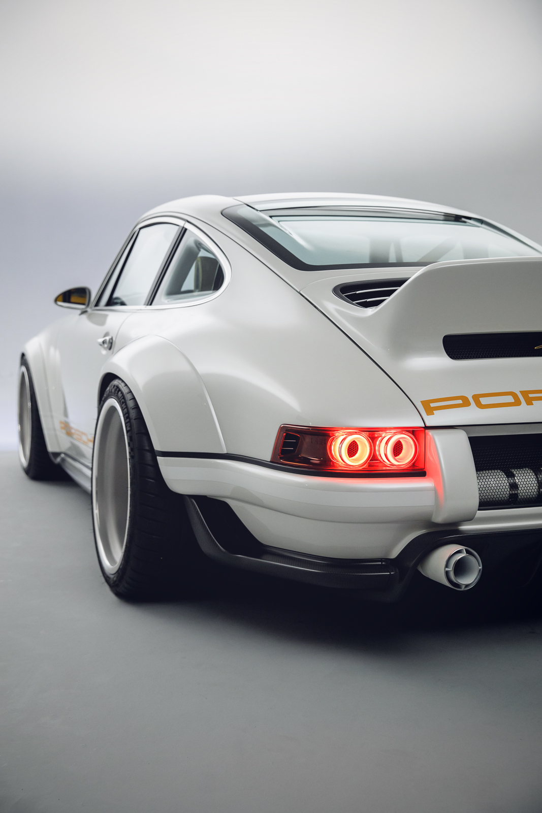 Porsche 911 Dls Wallpapers