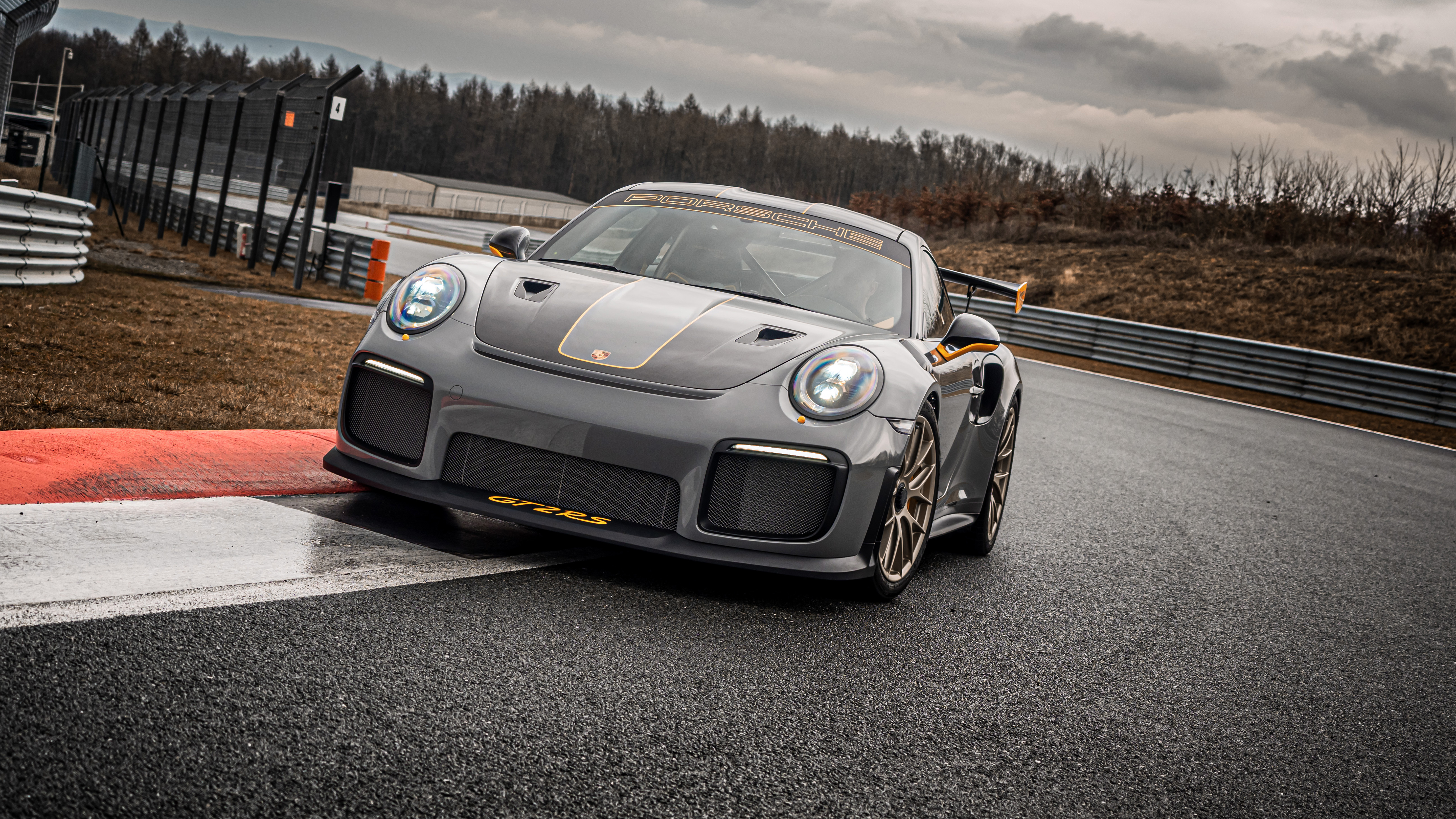 Porsche 911 Gt2 Wallpapers