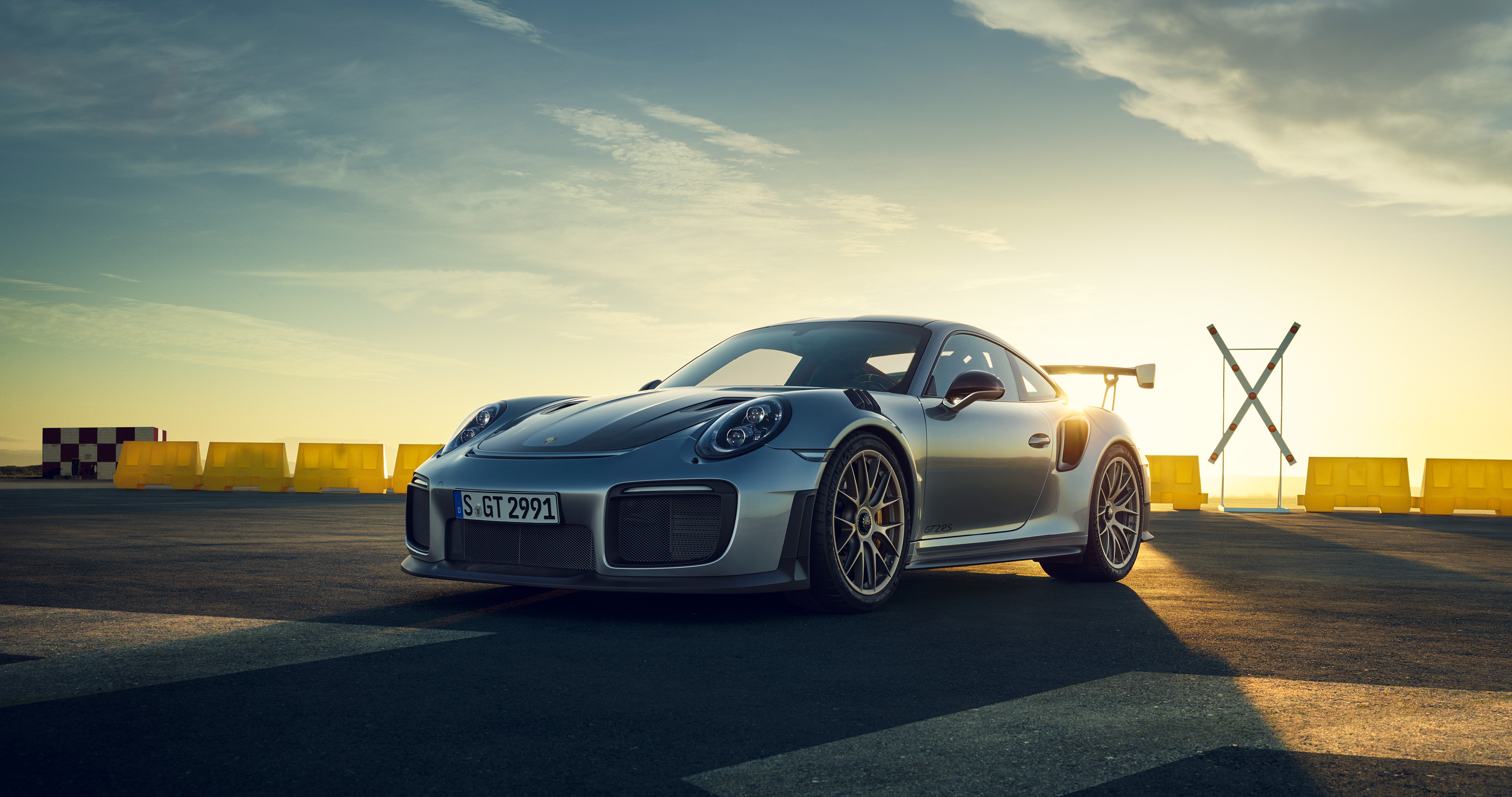 Porsche 911 Gt2 Rs Wallpapers