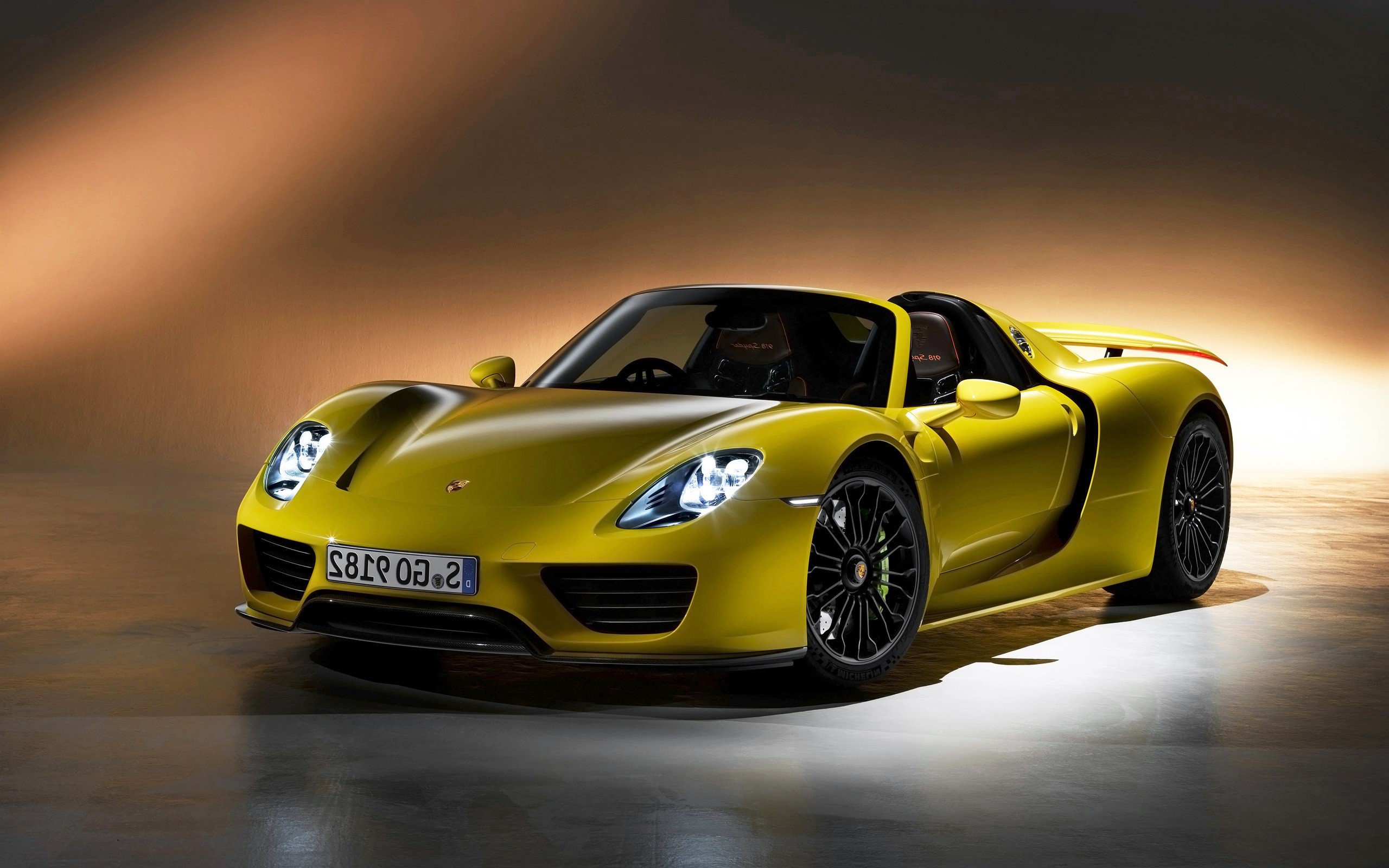 Porsche 918 Spyder Wallpapers