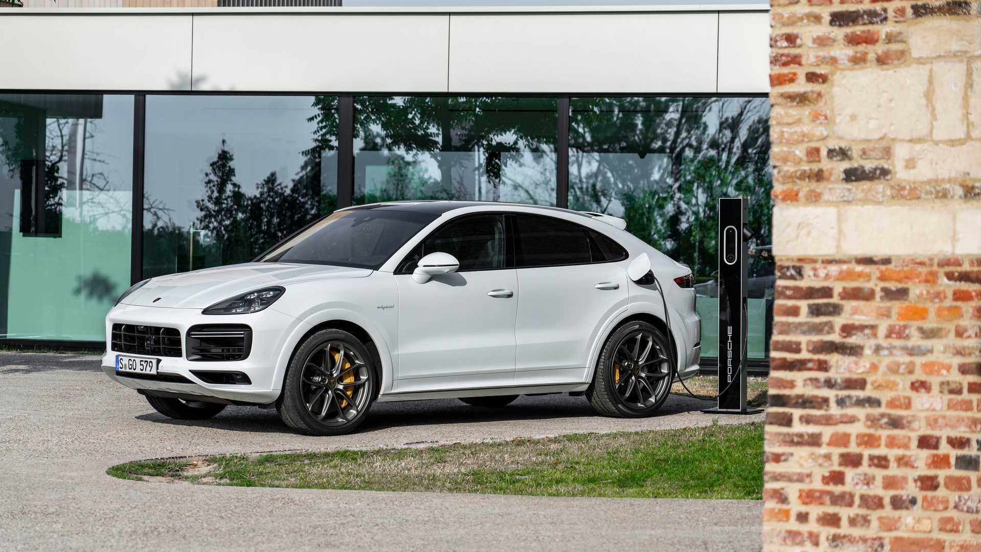 Porsche Cayenne E-Hybrid Wallpapers