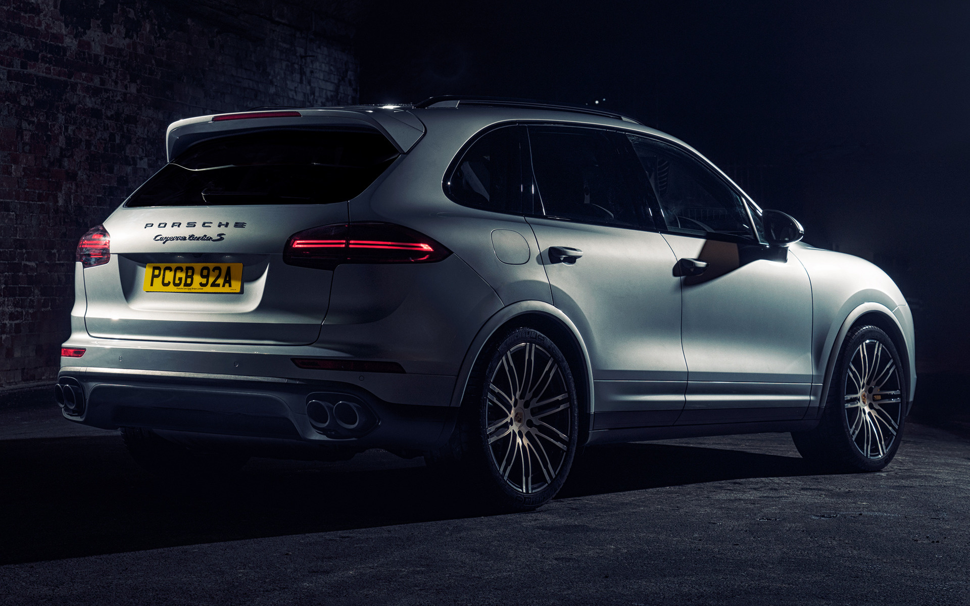 Porsche Cayenne Gts Wallpapers