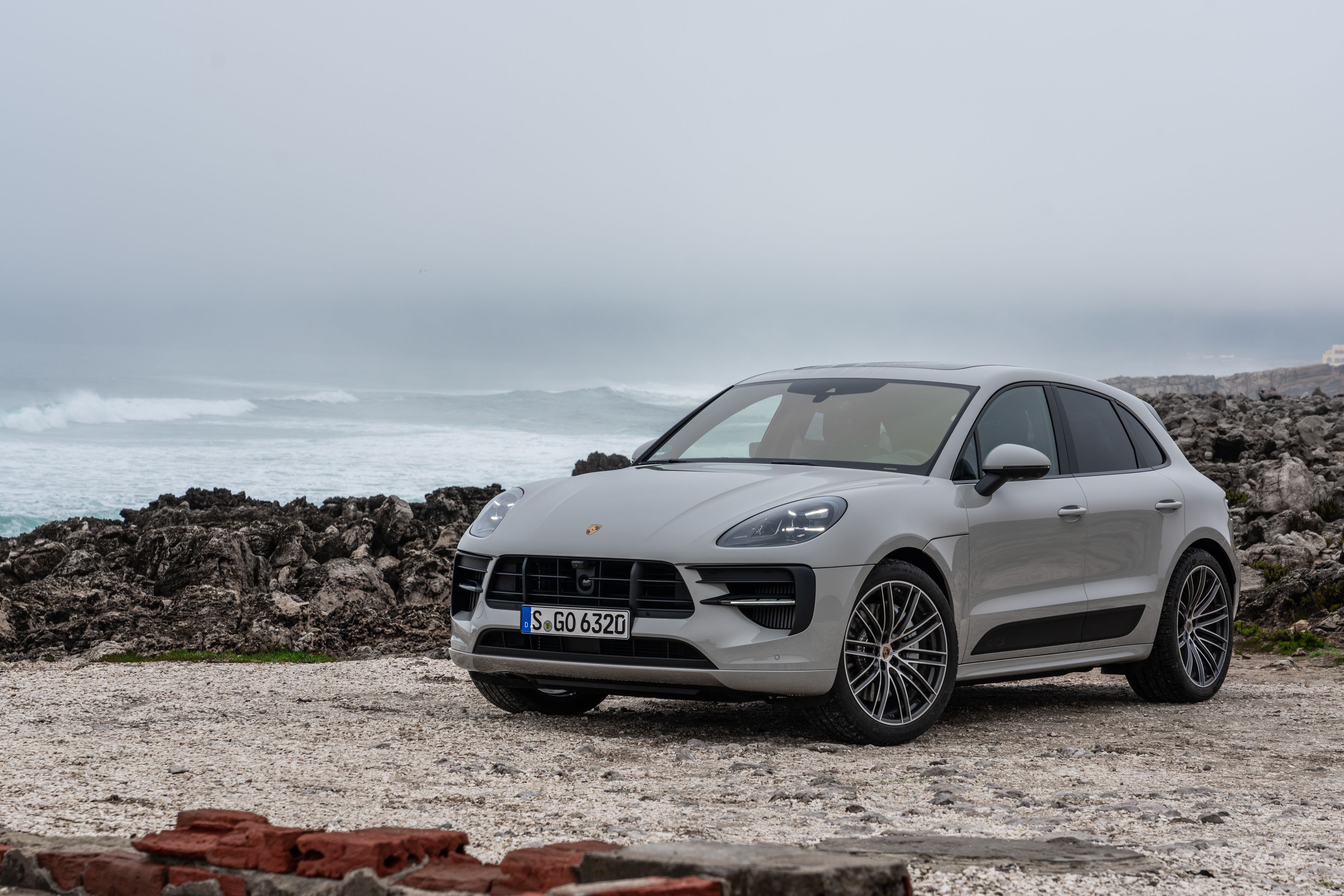 Porsche Macan Gts Wallpapers