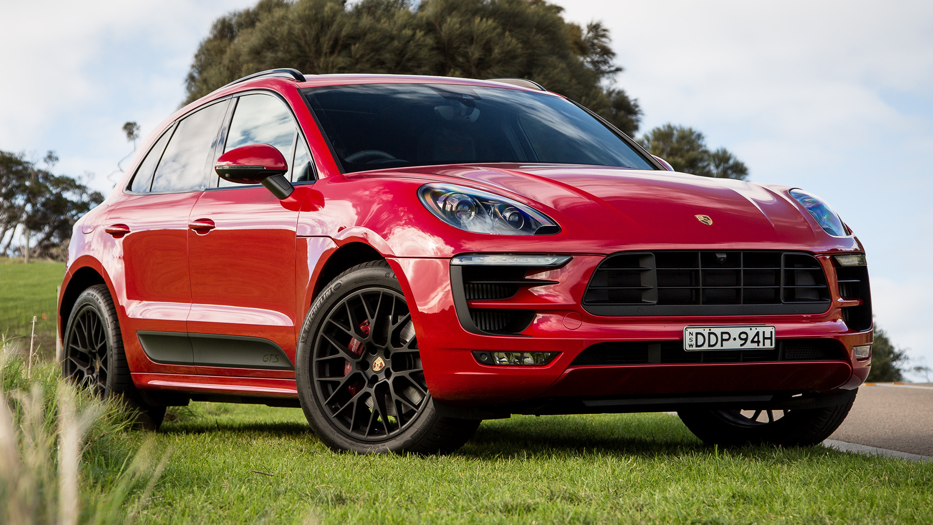 Porsche Macan Gts Wallpapers