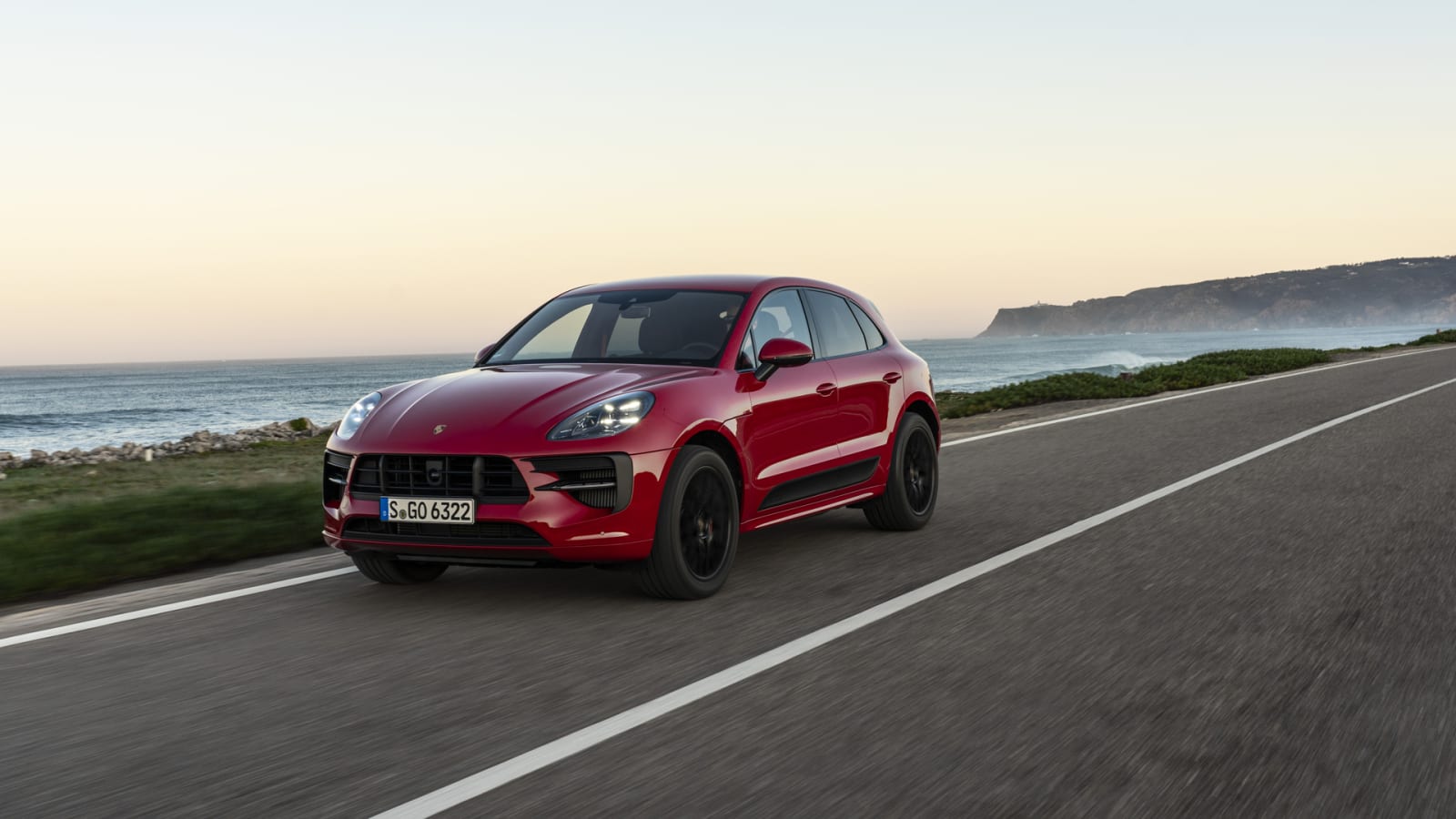 Porsche Macan Gts Wallpapers