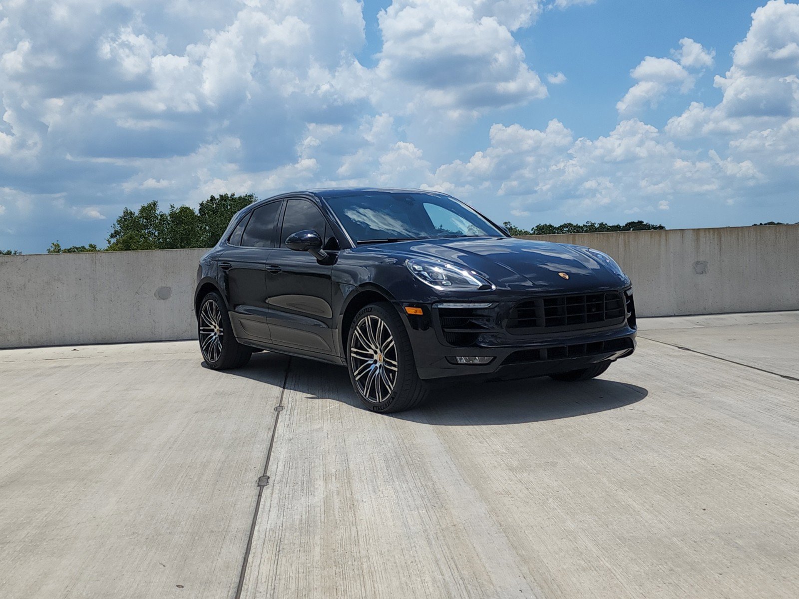 Porsche Macan Gts Wallpapers