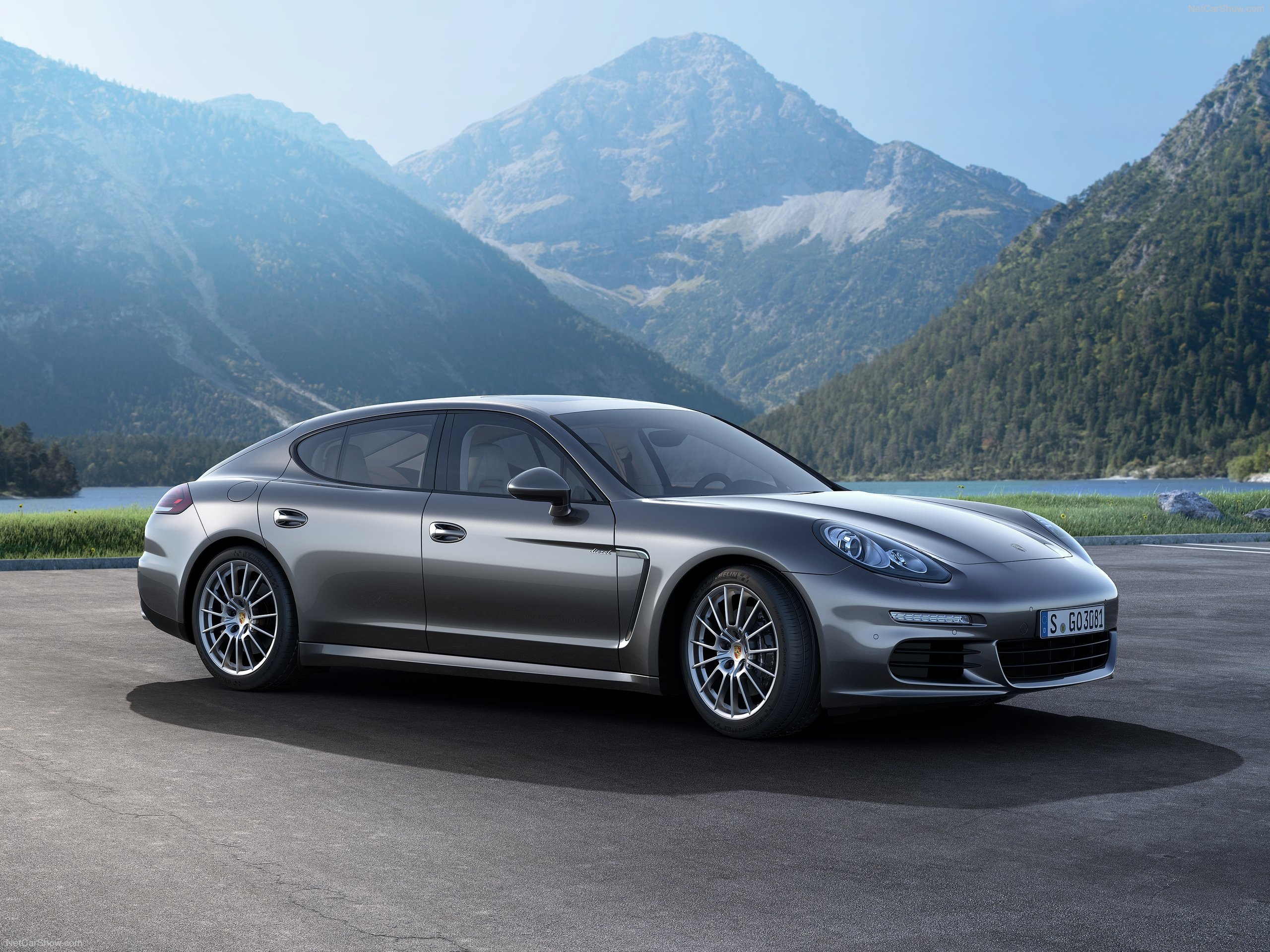 Porsche Panamera Wallpapers