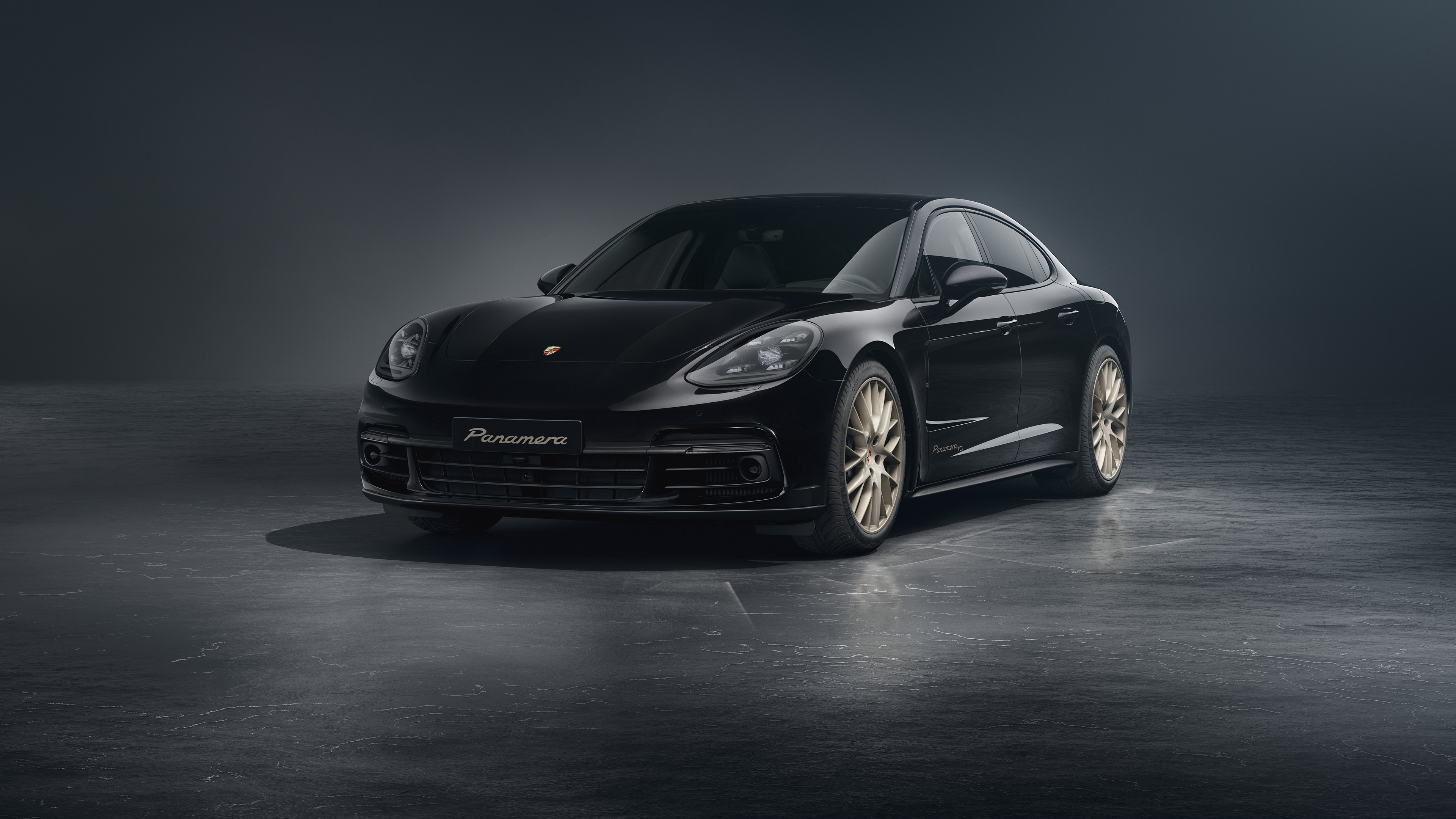 Porsche Panamera Wallpapers