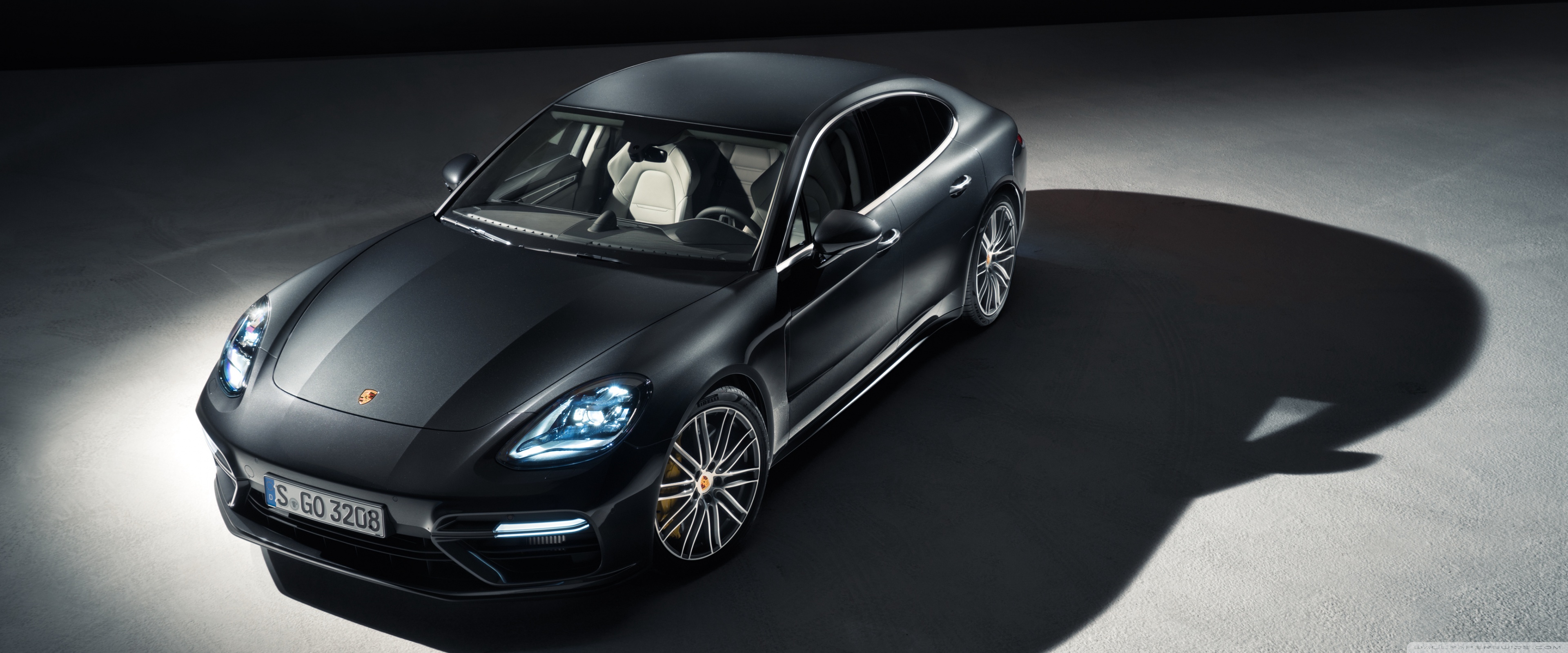 Porsche Panamera Wallpapers