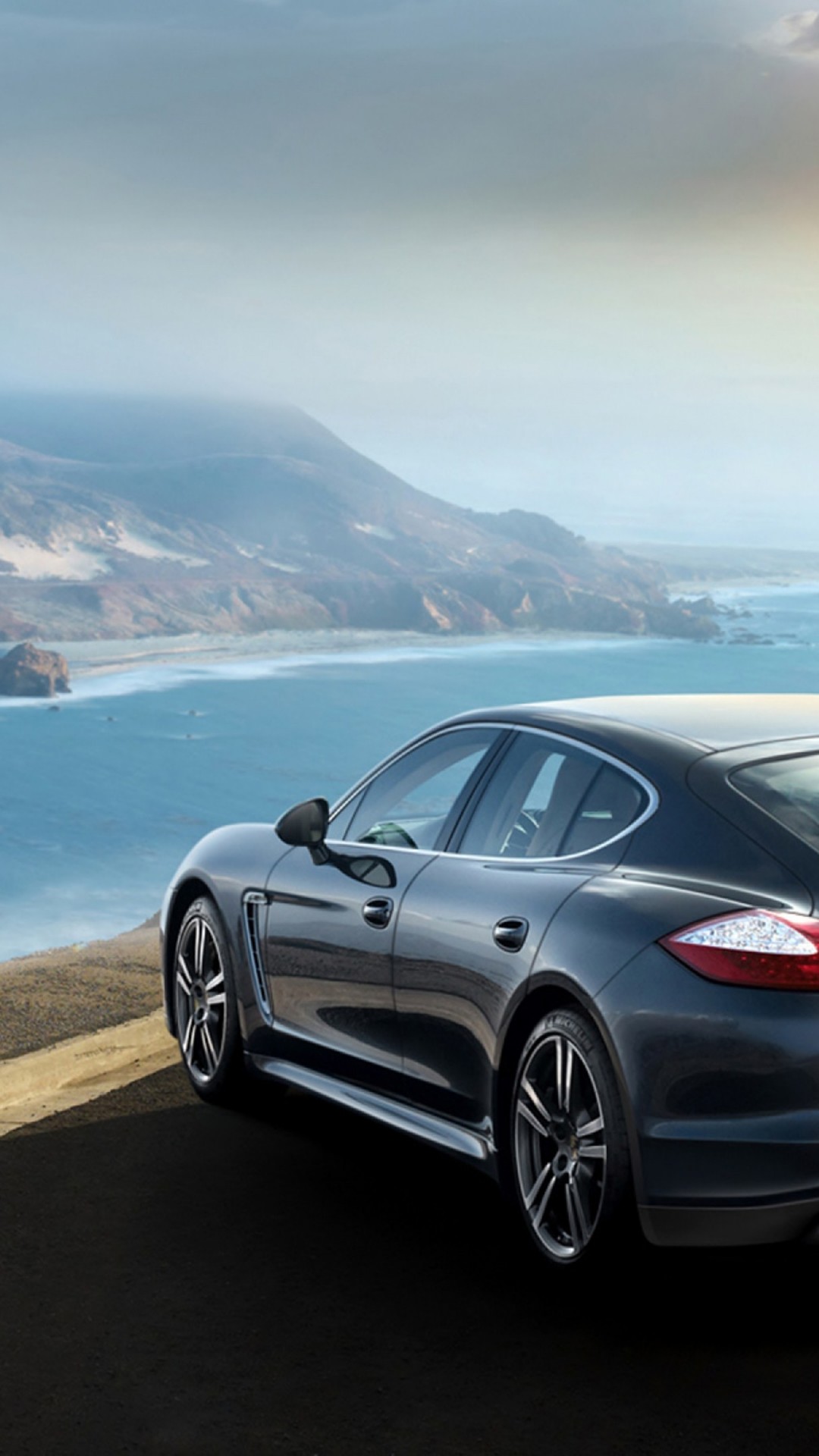 Porsche Panamera Wallpapers