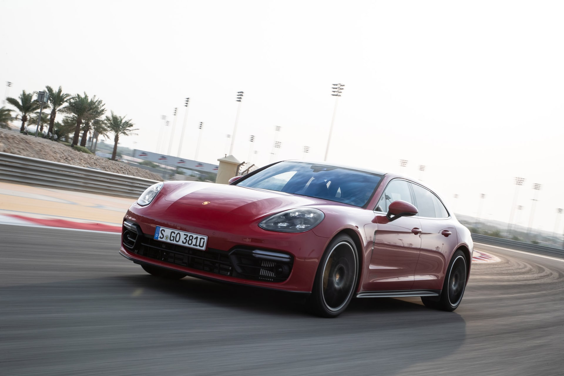 Porsche Panamera Gts Wallpapers