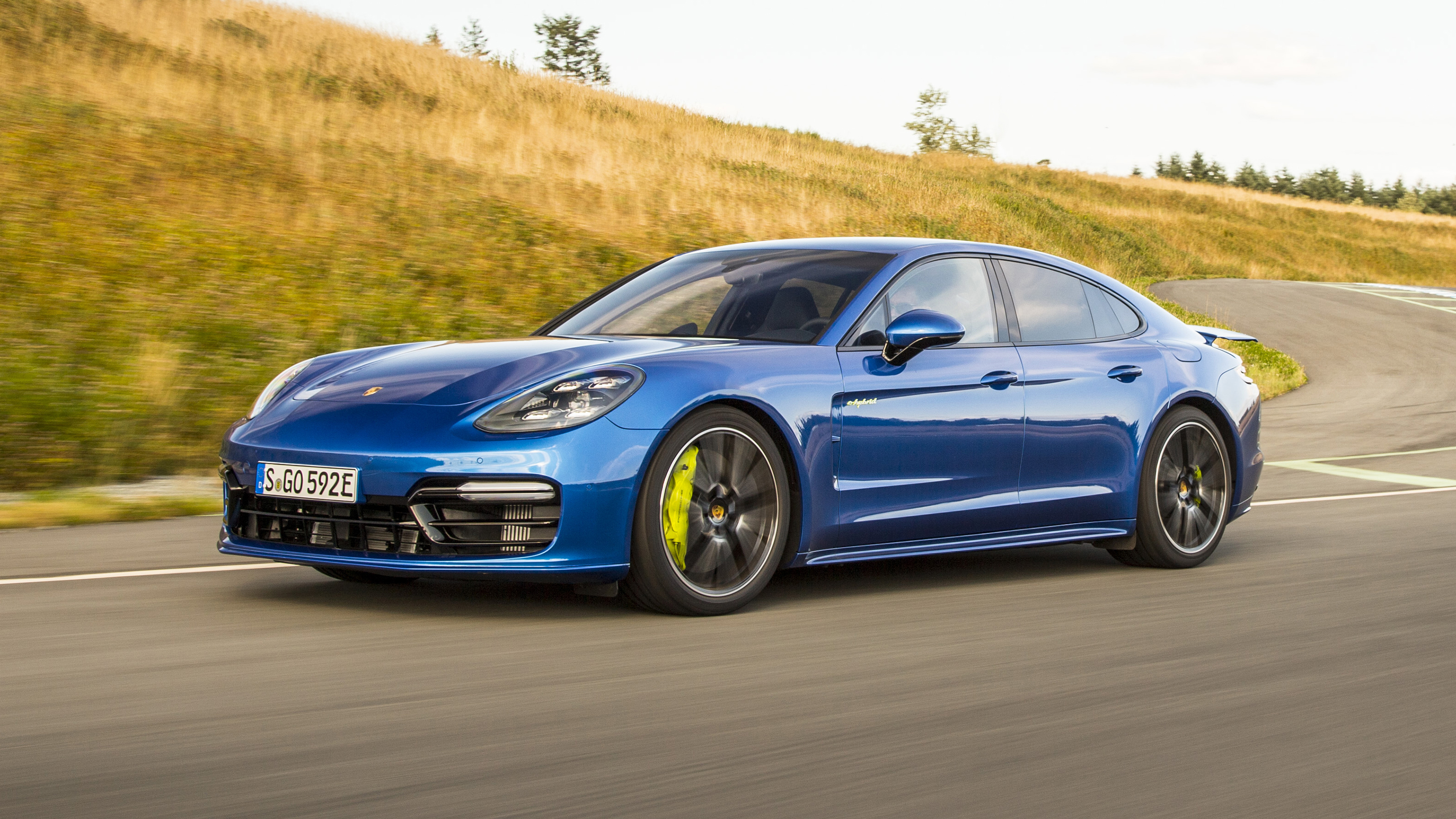 Porsche Panamera Turbo S E-Hybrid Executive Wallpapers